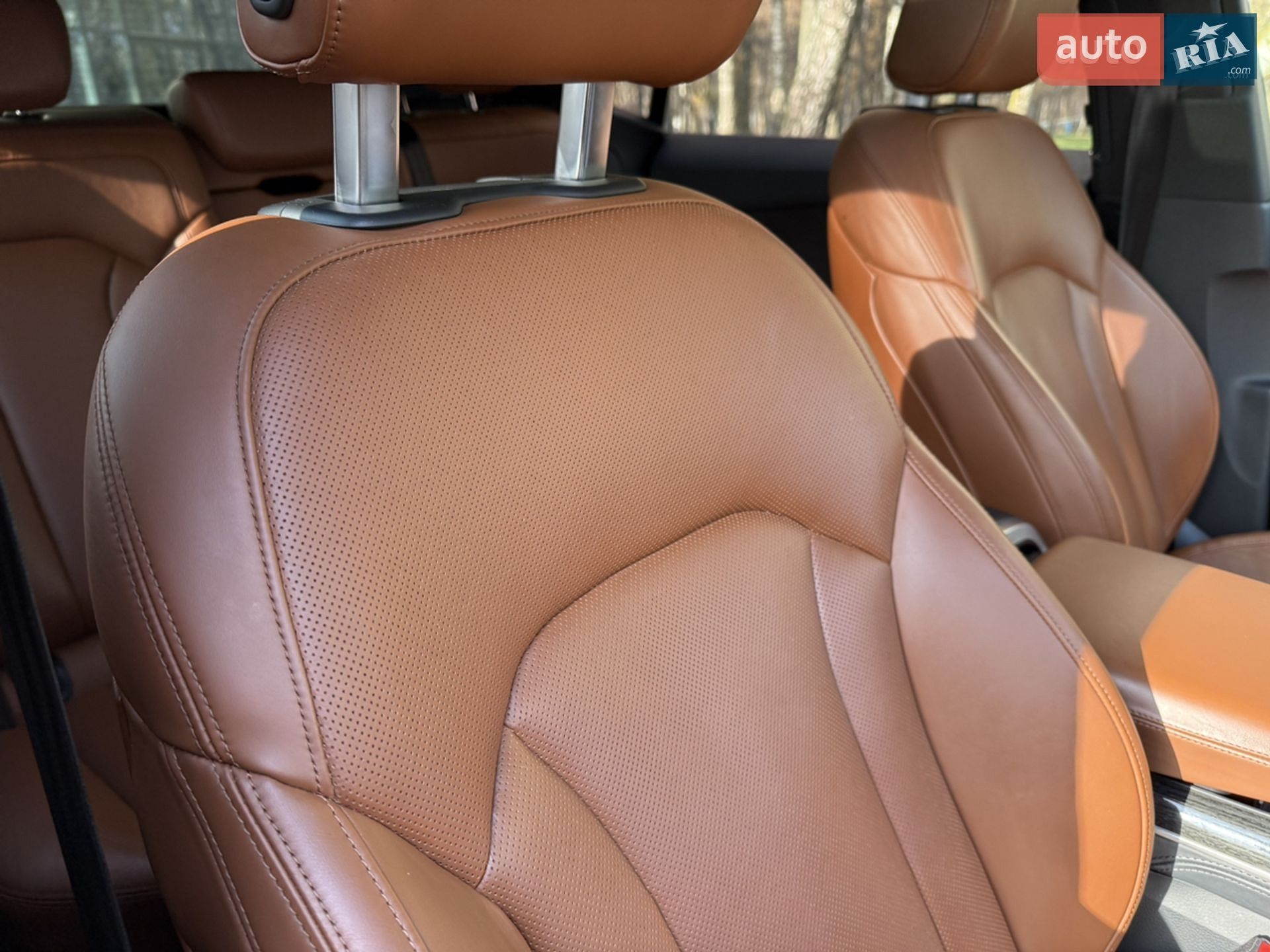 Audi Q8 2018 VIN WAUZZZF16KD000806 фото оголошення 11 з 29