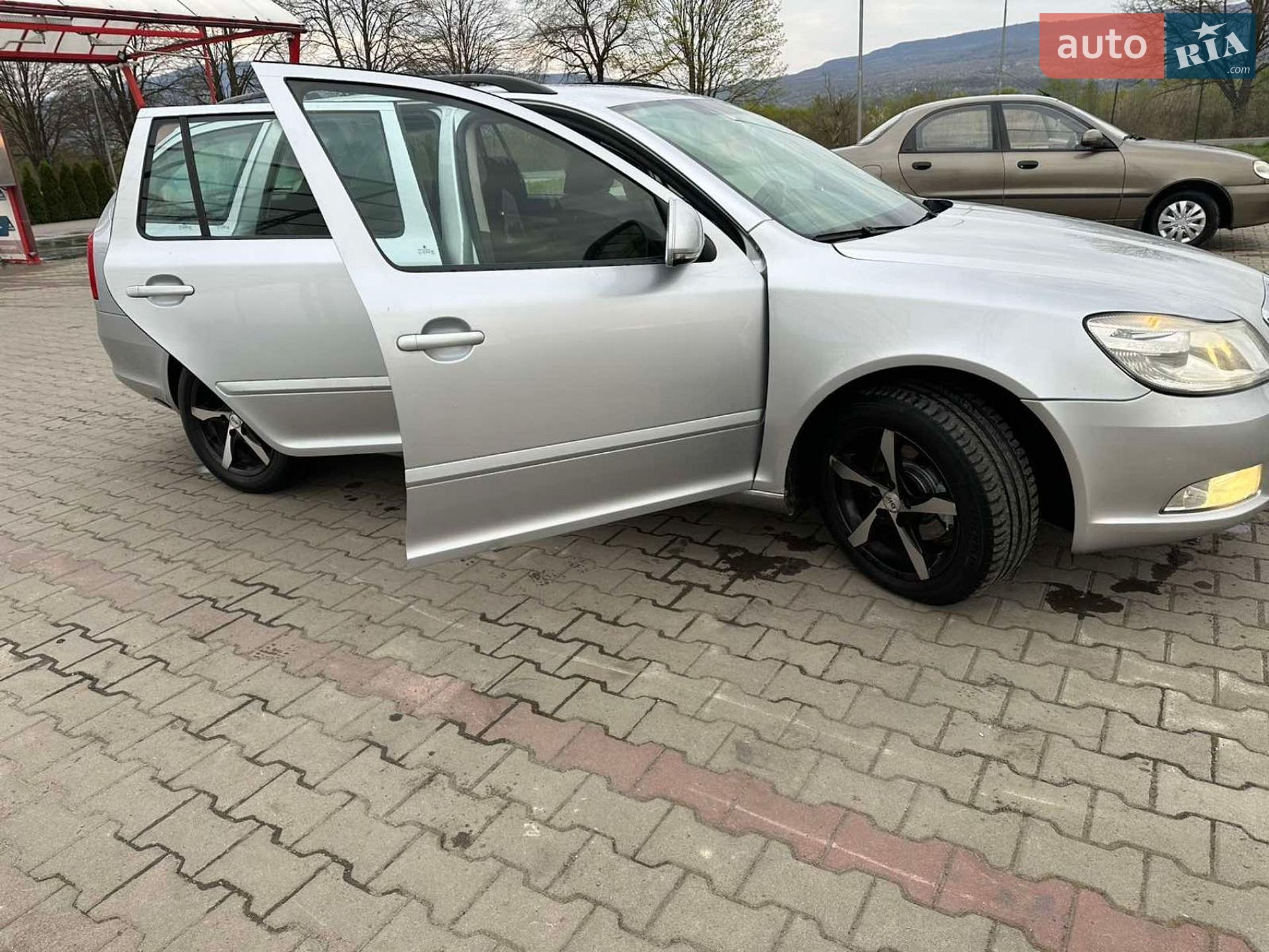 Skoda Octavia 2008 VIN TMBHA61Z692016236 фото оголошення 7 з 34