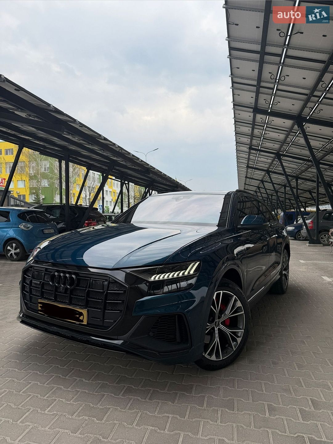 Audi Q8 2018 VIN WAUZZZF16KD000806 фото оголошення 18 з 29