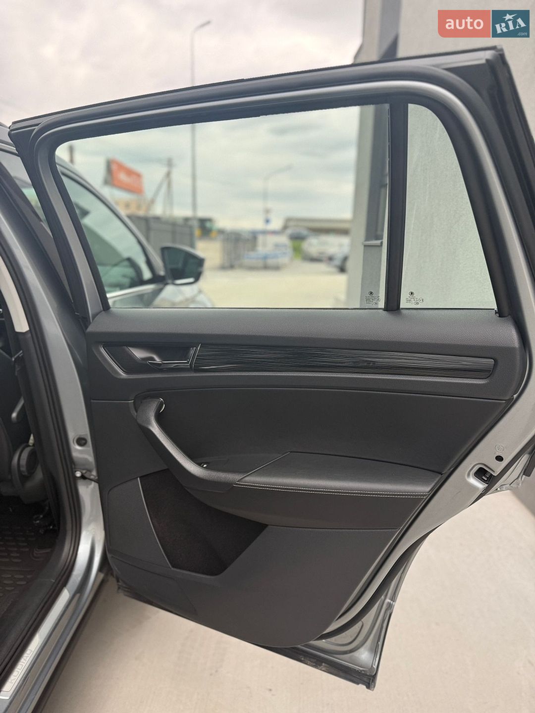 Skoda Kodiaq 2019 VIN TMBLK6NS7KB400438 фото оголошення 28 з 40