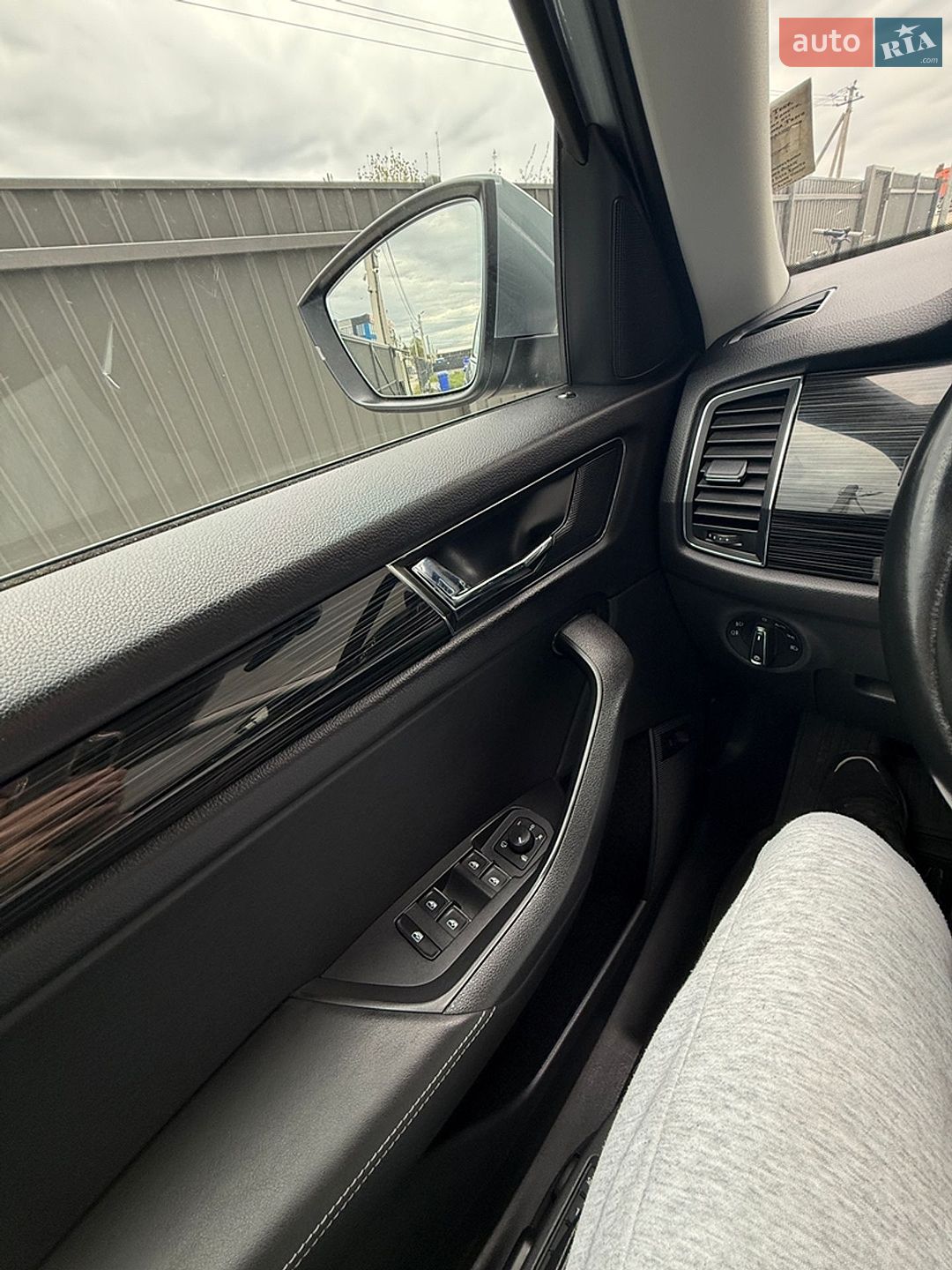 Skoda Kodiaq 2019 VIN TMBLK6NS7KB400438 фото оголошення 38 з 40