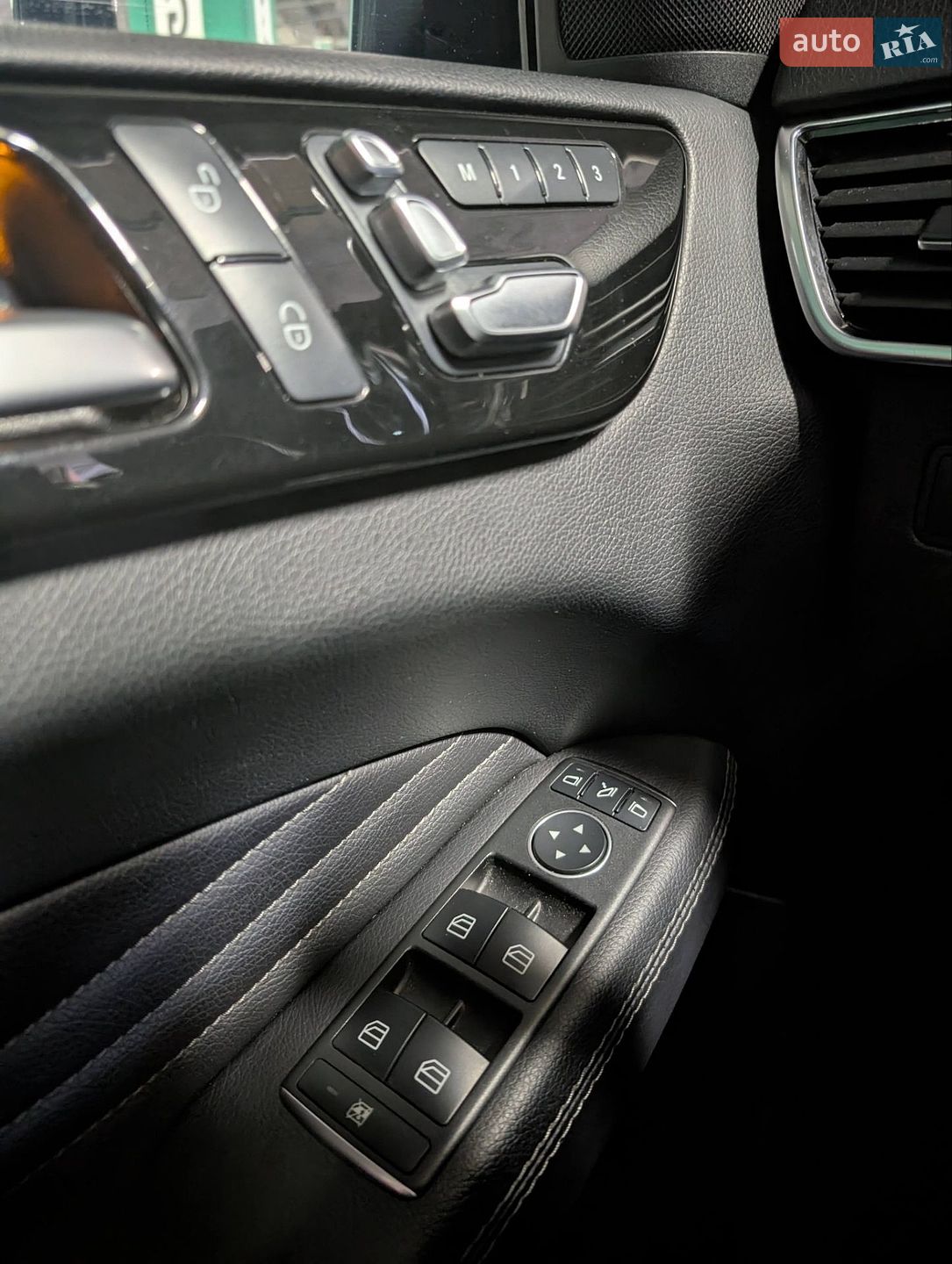 Mercedes-Benz GLE-Class 2016 VIN WDC1660241A884471 фото оголошення 64 з 65