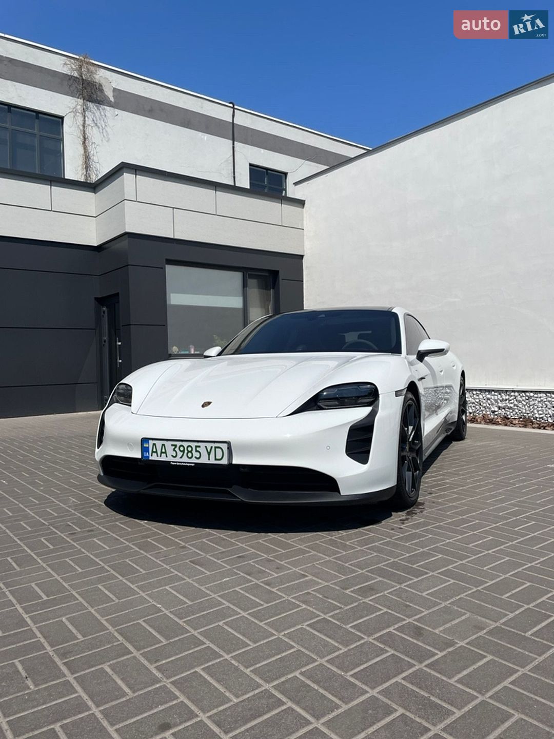 Porsche Taycan 2023 VIN WP0AD2Y18RSA47234 фото оголошення 2 з 28