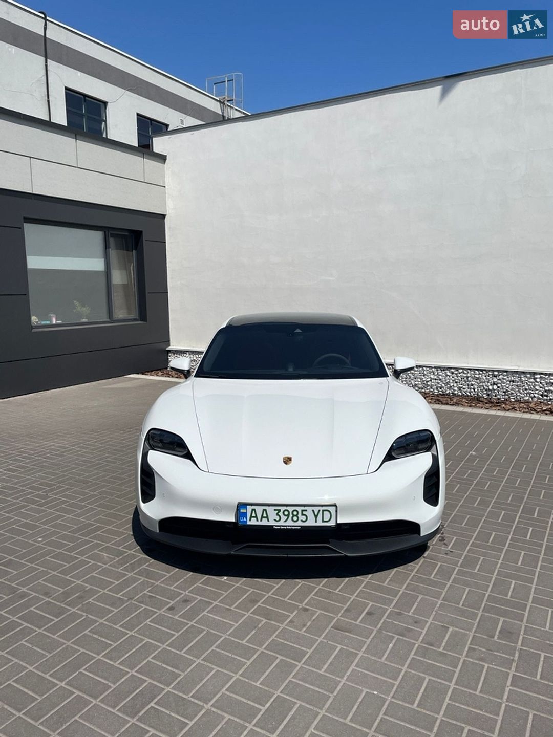 Porsche Taycan 2023 VIN WP0AD2Y18RSA47234 фото оголошення 15 з 28