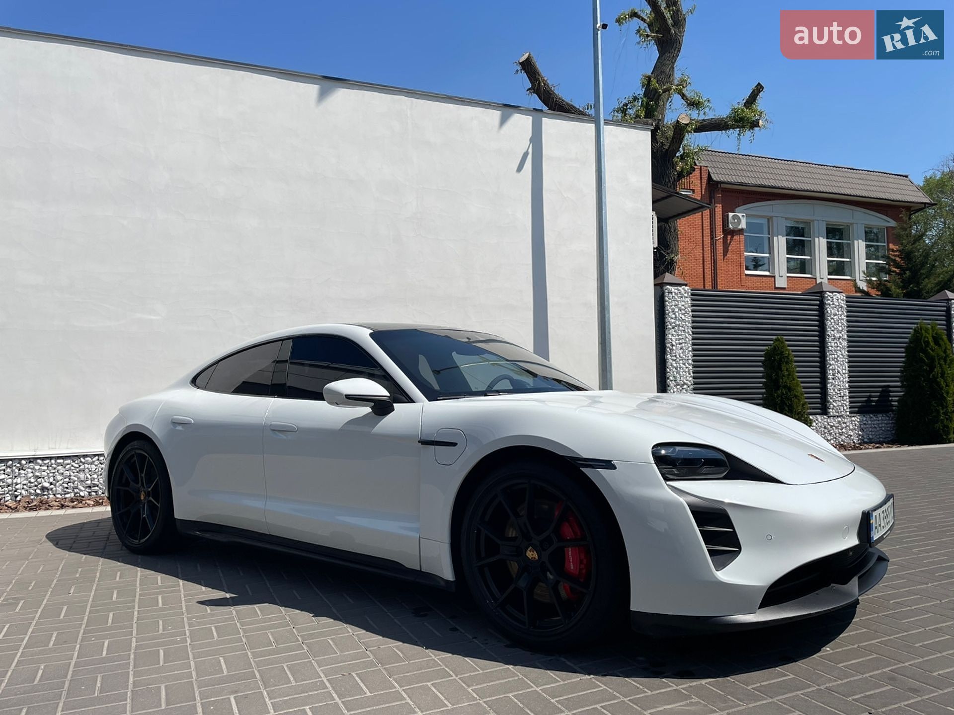 Porsche Taycan 2023 VIN WP0AD2Y18RSA47234 фото оголошення 6 з 28