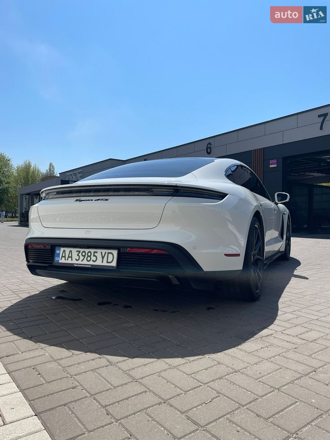 Porsche Taycan 2023 VIN WP0AD2Y18RSA47234 фото оголошення 14 з 28