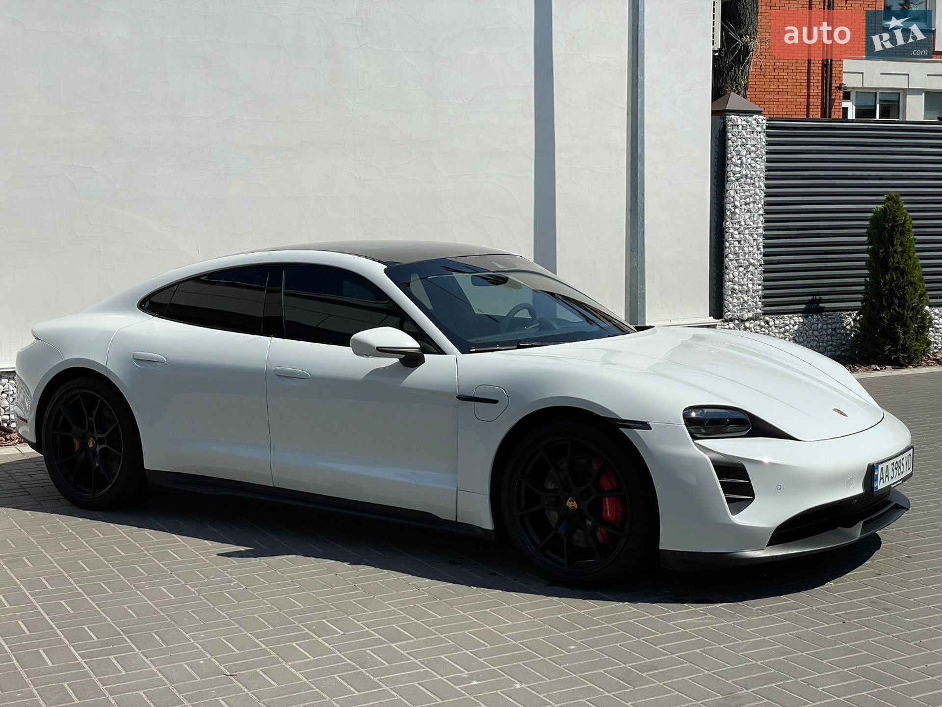 Porsche Taycan 2023 VIN WP0AD2Y18RSA47234 фото оголошення 10 з 28