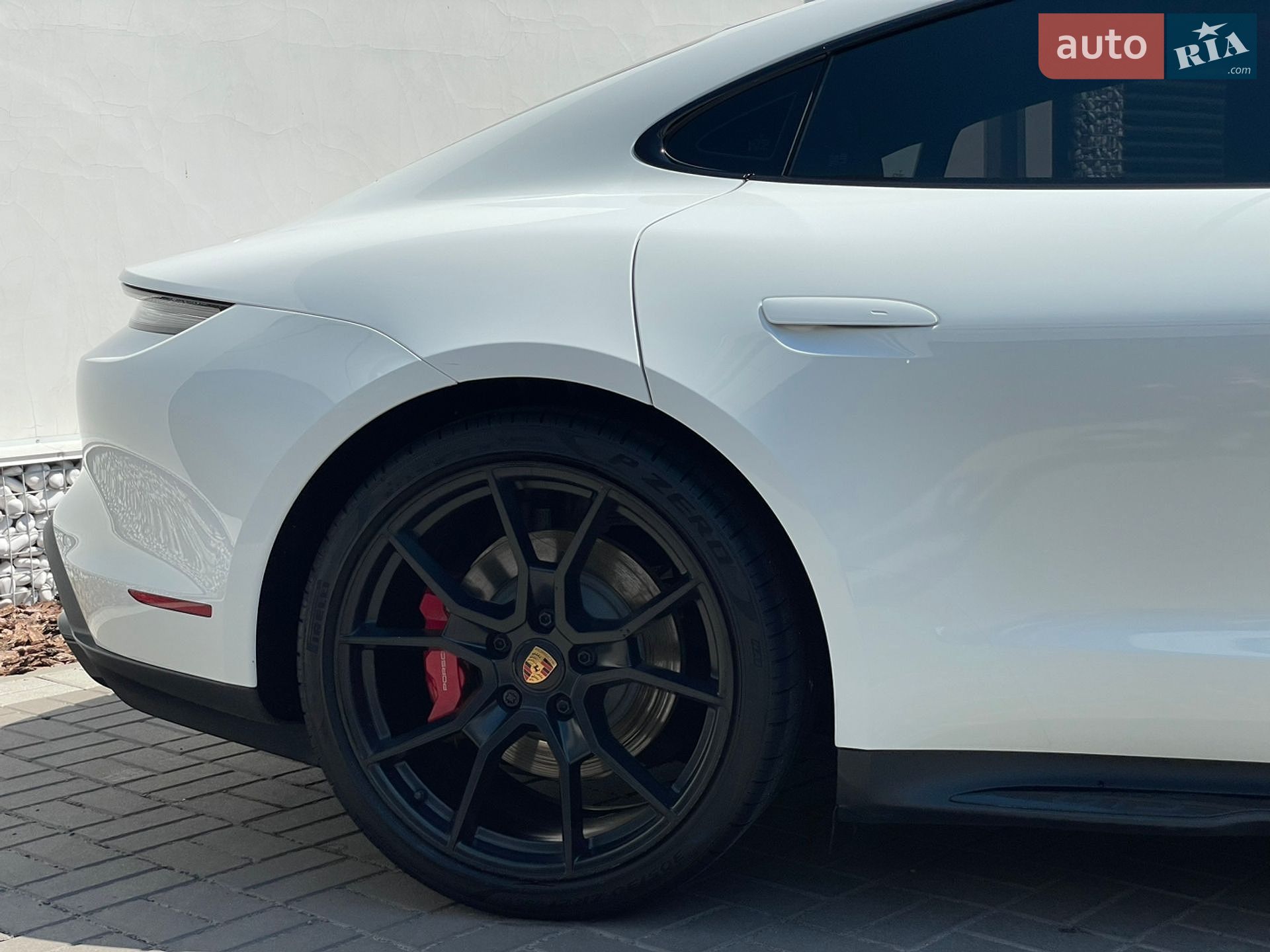 Porsche Taycan 2023 VIN WP0AD2Y18RSA47234 фото оголошення 17 з 28