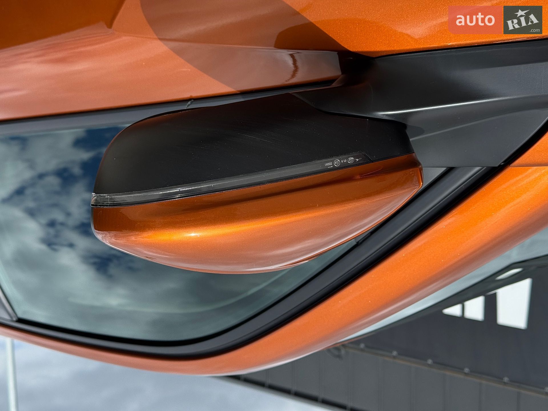 Peugeot 2008 2020 VIN VR3USHNLWLJ755491 фото оголошення 13 з 39