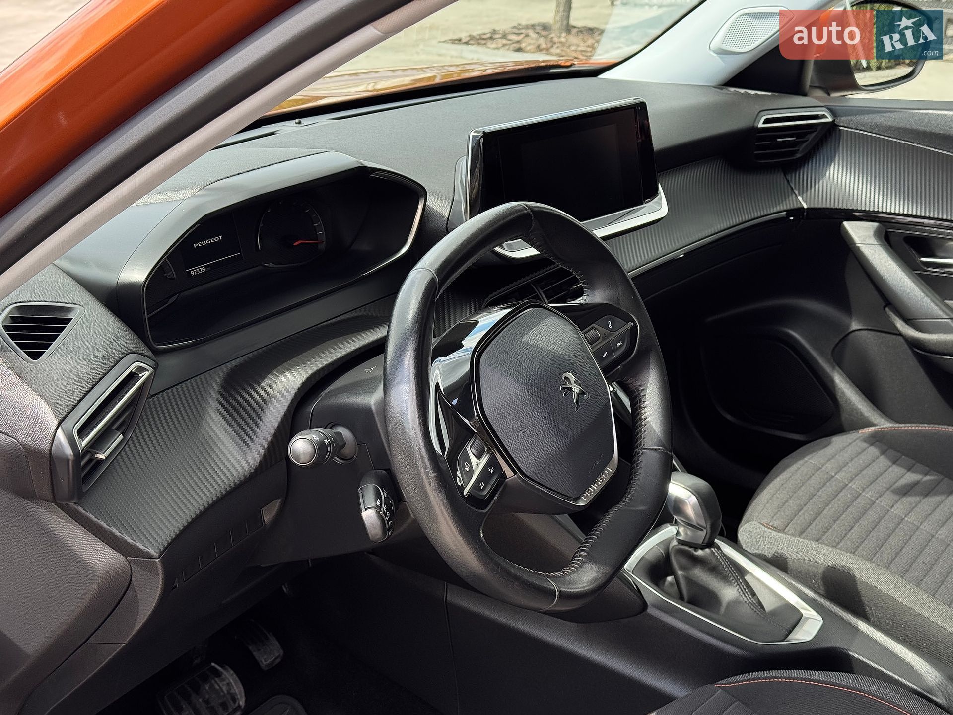 Peugeot 2008 2020 VIN VR3USHNLWLJ755491 фото оголошення 17 з 39