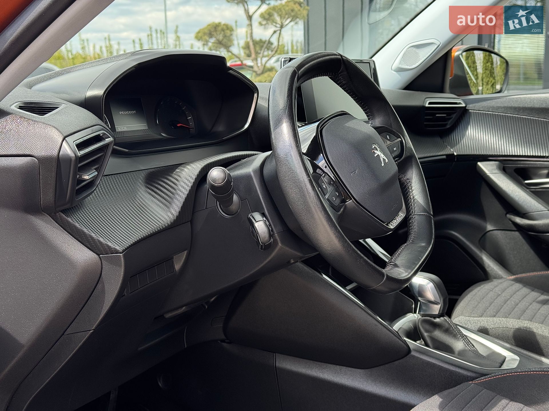 Peugeot 2008 2020 VIN VR3USHNLWLJ755491 фото оголошення 18 з 39