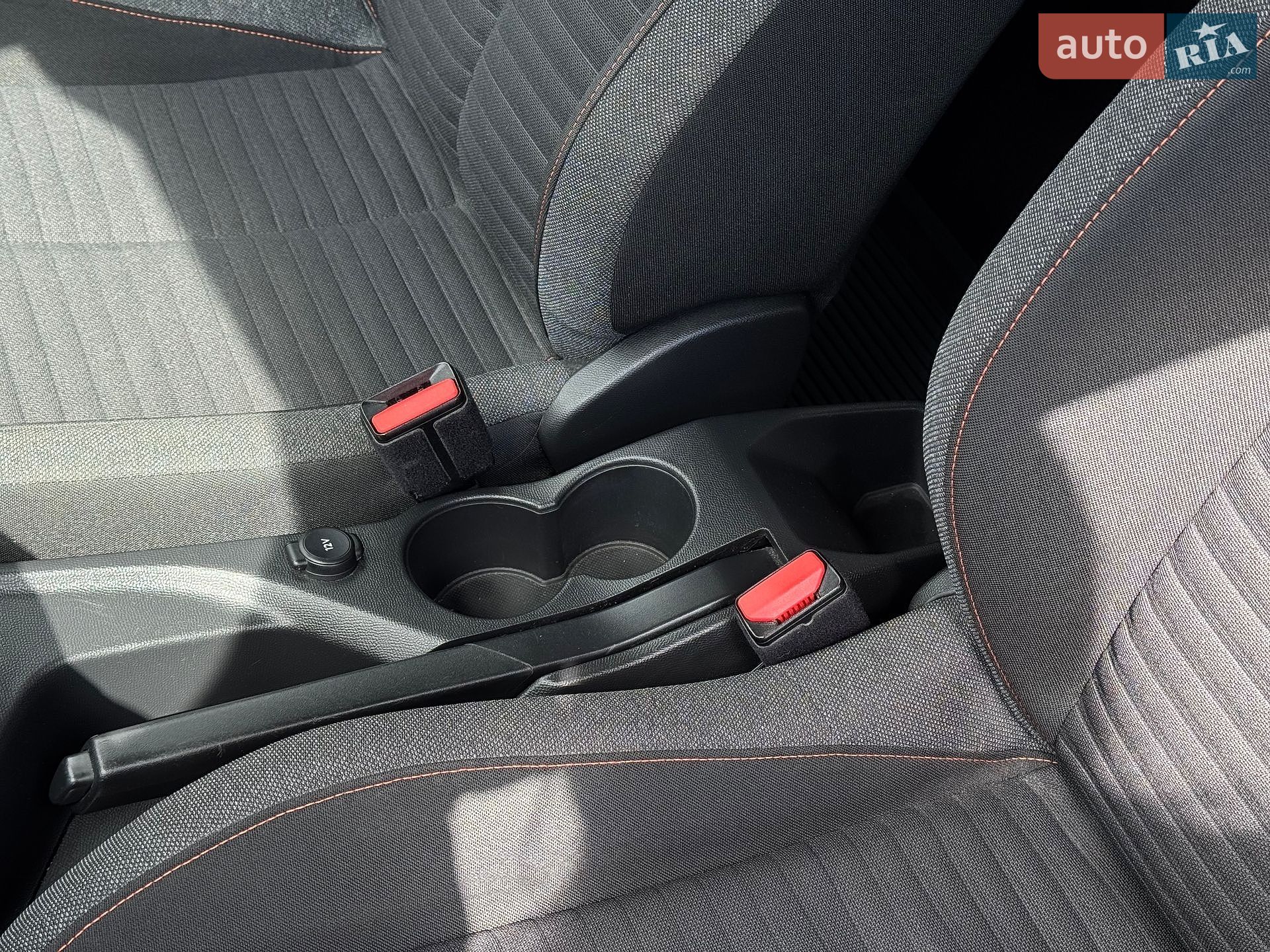 Peugeot 2008 2020 VIN VR3USHNLWLJ755491 фото оголошення 20 з 39