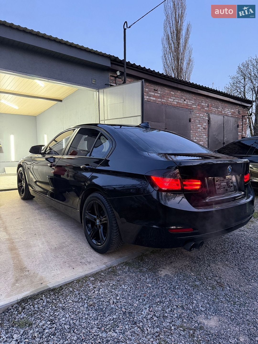 BMW 3 Series 2015 VIN WBA3C3G57FNS76711 фото оголошення 7 з 13