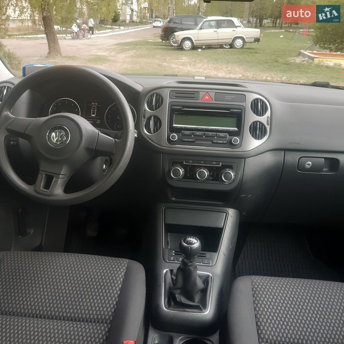 Volkswagen Tiguan 2010 VIN WVGZZZ5NZBW004166 фото оголошення 7 з 10