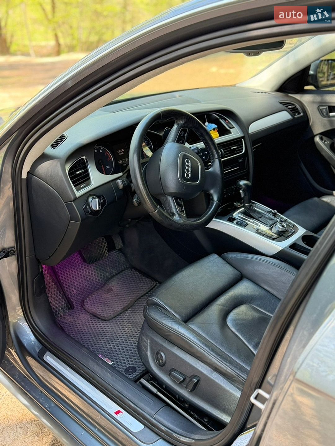 Audi A4 2012 VIN WAUEFAFL8CA119437 фото оголошення 11 з 16