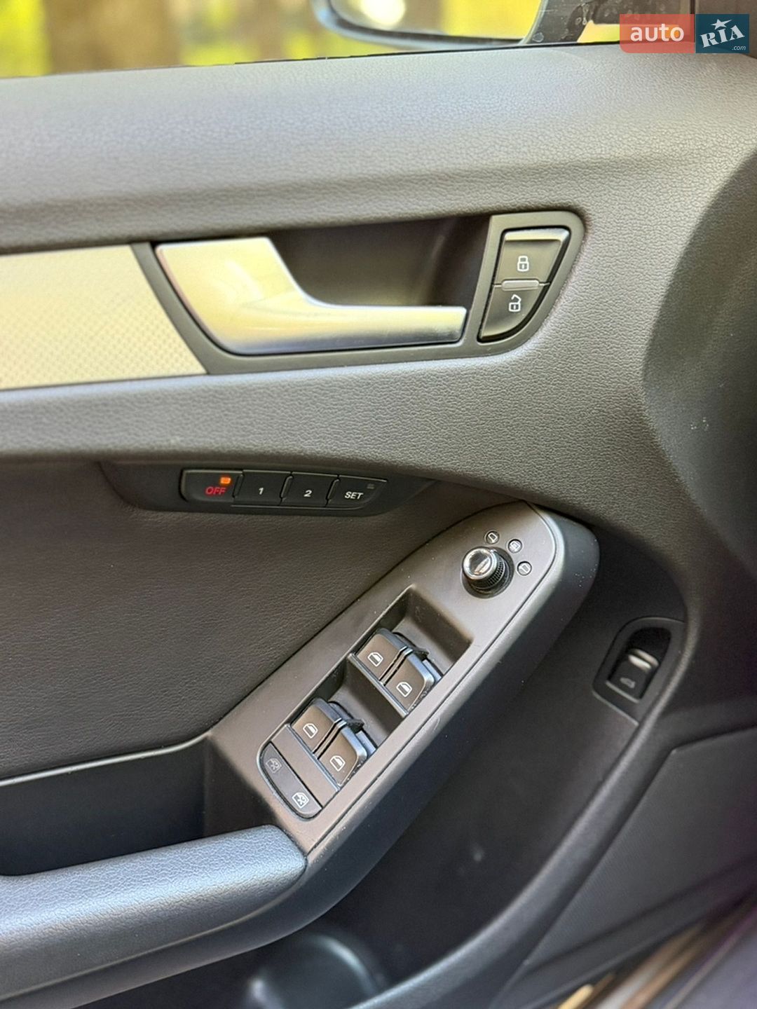 Audi A4 2012 VIN WAUEFAFL8CA119437 фото оголошення 16 з 16