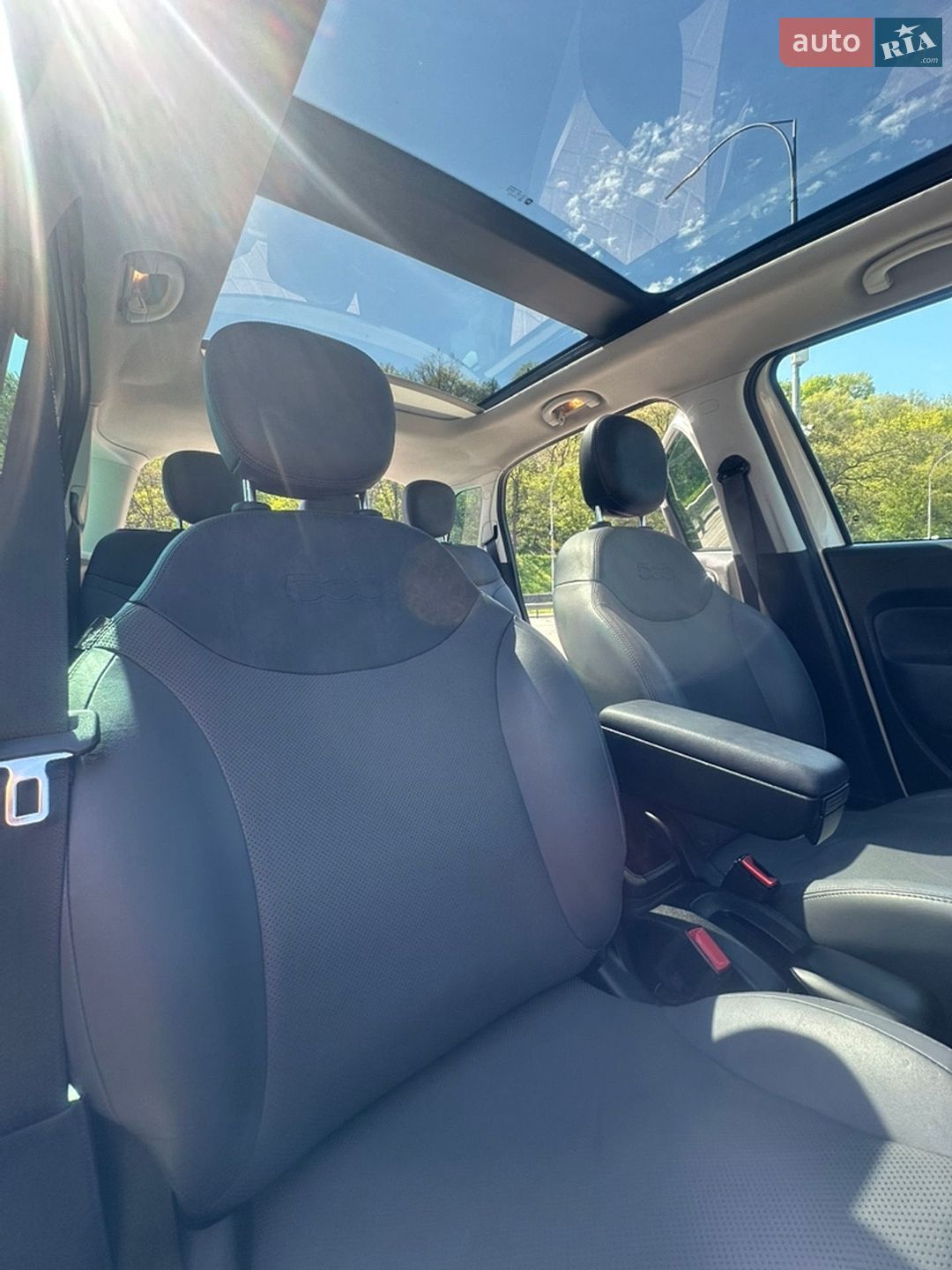 Fiat 500L 2013 VIN ZFBCFACH6EZ004028 фото оголошення 12 з 16