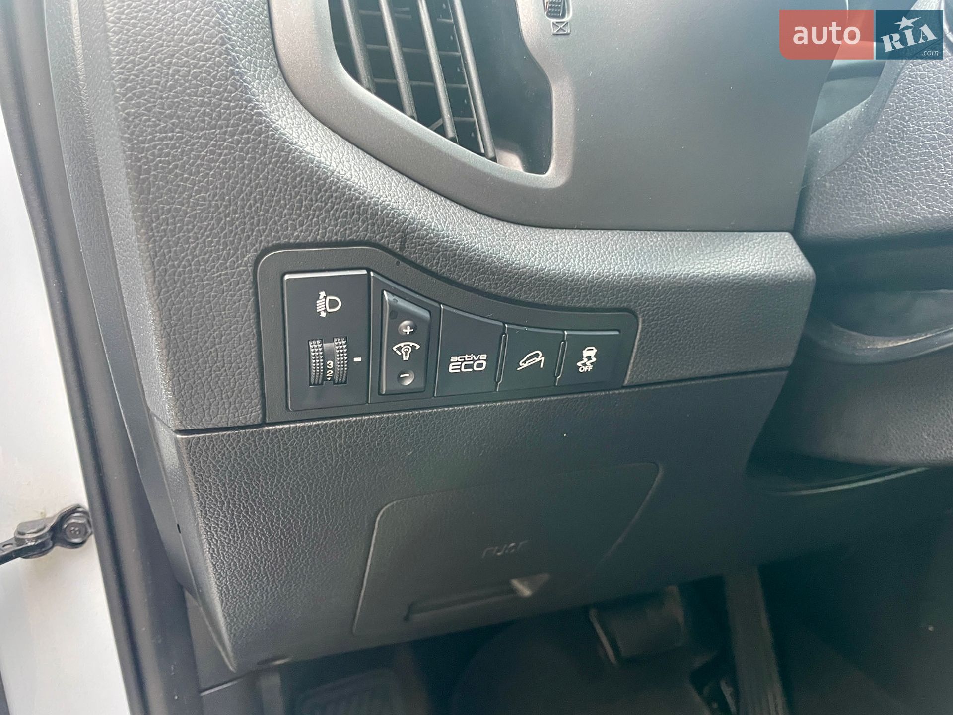 Kia Sportage 2012 VIN U5YPC813DDL263593 фото оголошення 14 з 34