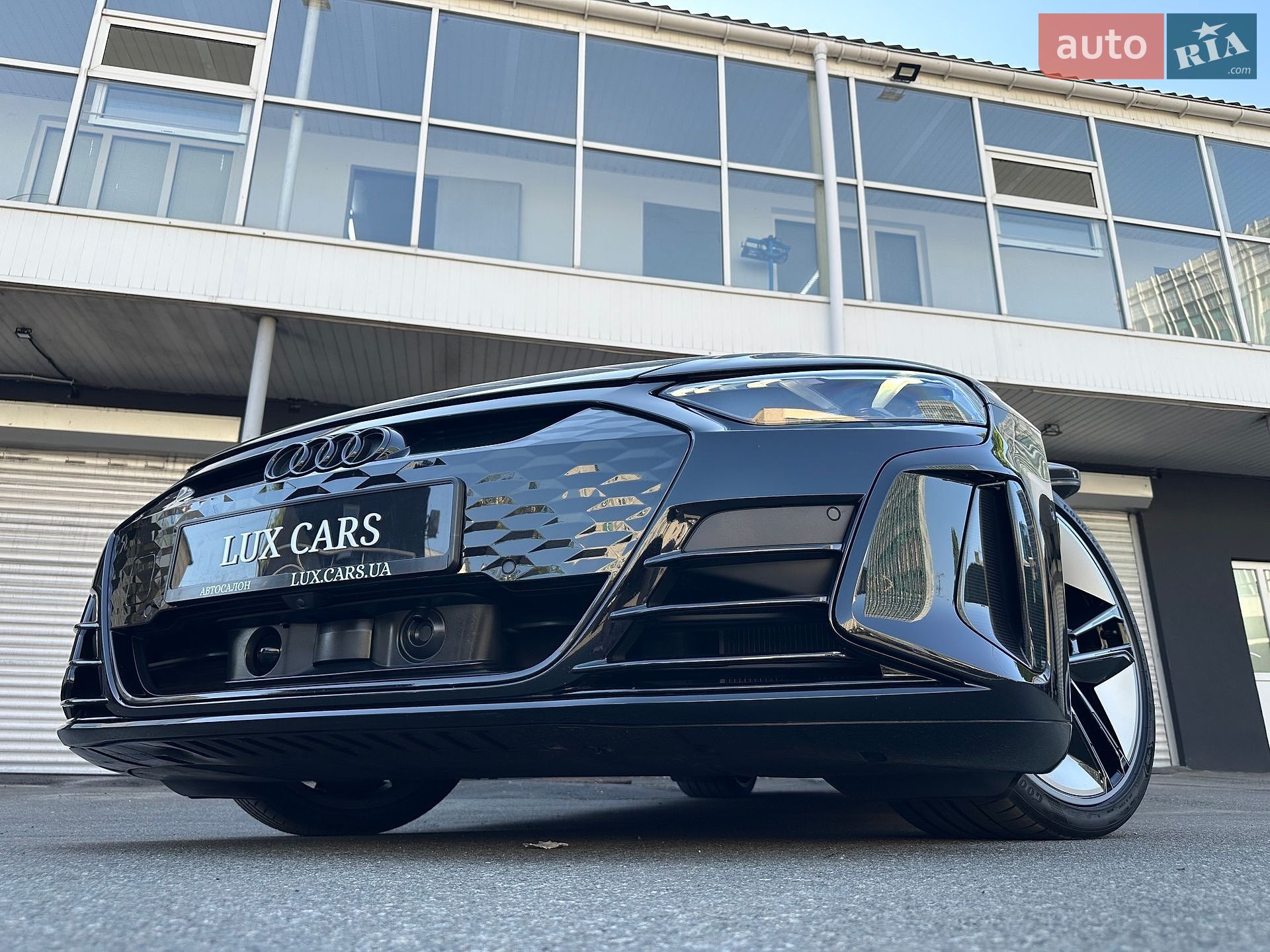 Audi RS e-tron GT 2024 VIN WAUZZZFW5R7900746 фото оголошення 11 з 96