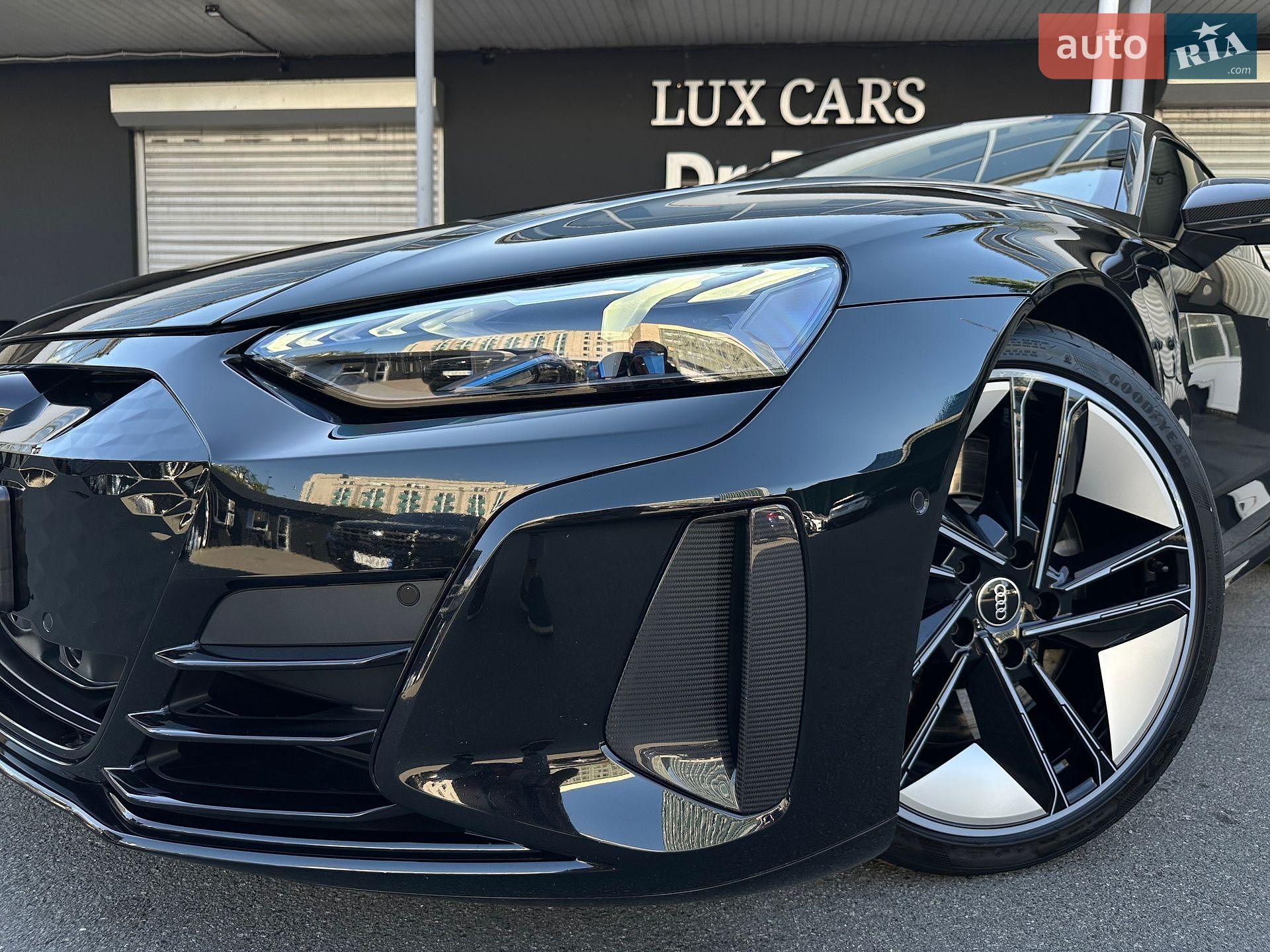 Audi RS e-tron GT 2024 VIN WAUZZZFW5R7900746 фото оголошення 14 з 96
