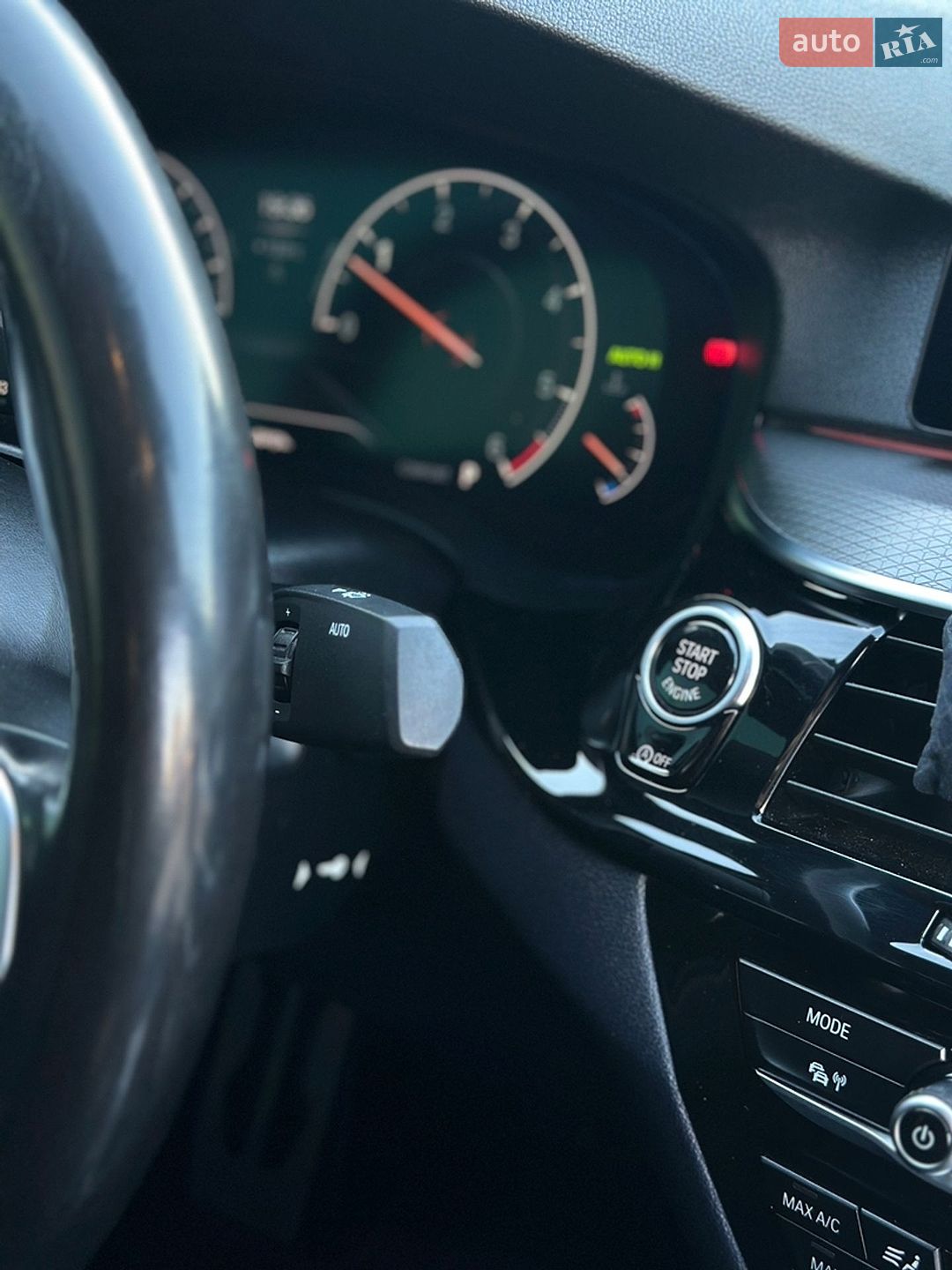 BMW 5 Series 2018 VIN WBAJD11000B199419 фото оголошення 21 з 36