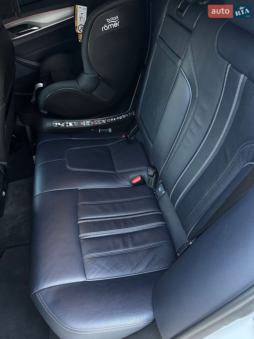 BMW 5 Series 2018 VIN WBAJD11000B199419 фото оголошення 29 з 36