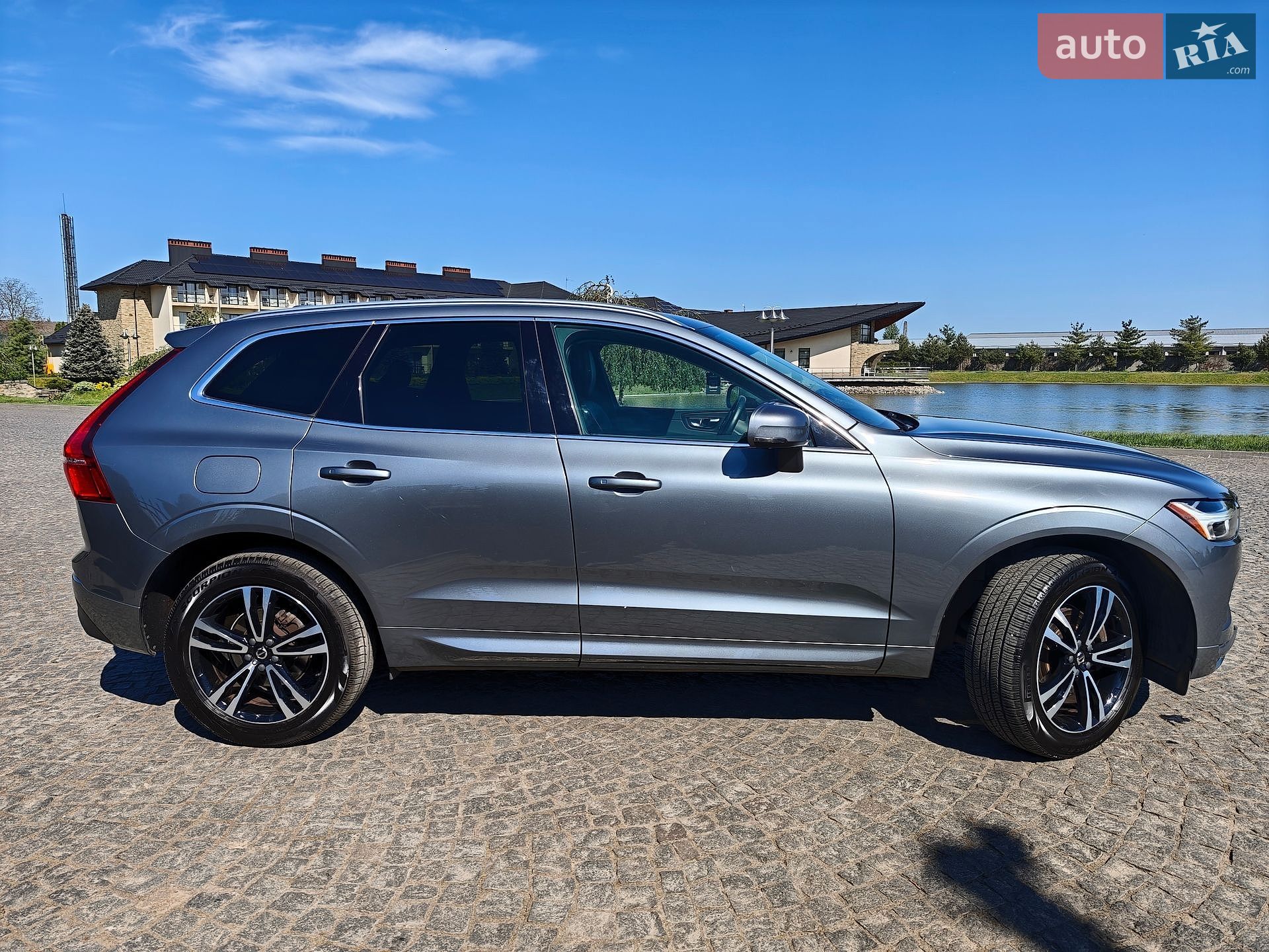 Volvo XC60 2019 VIN YV4102RK7L1421763 фото оголошення 22 з 63