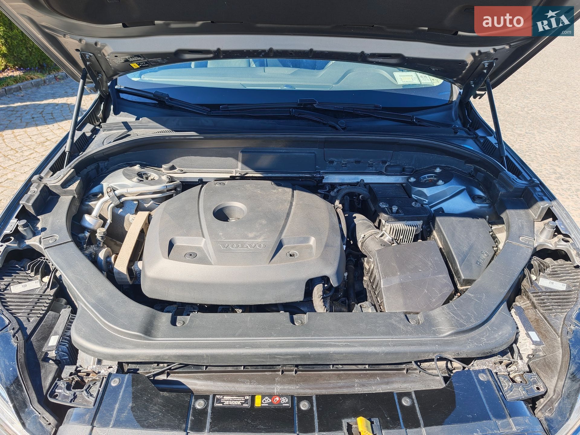 Volvo XC60 2019 VIN YV4102RK7L1421763 фото оголошення 49 з 63