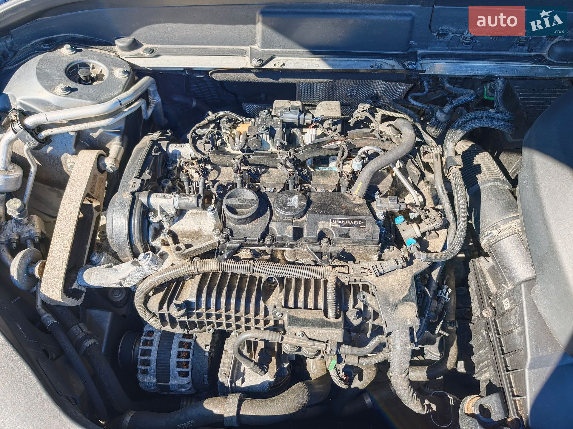 Volvo XC60 2019 VIN YV4102RK7L1421763 фото оголошення 53 з 63