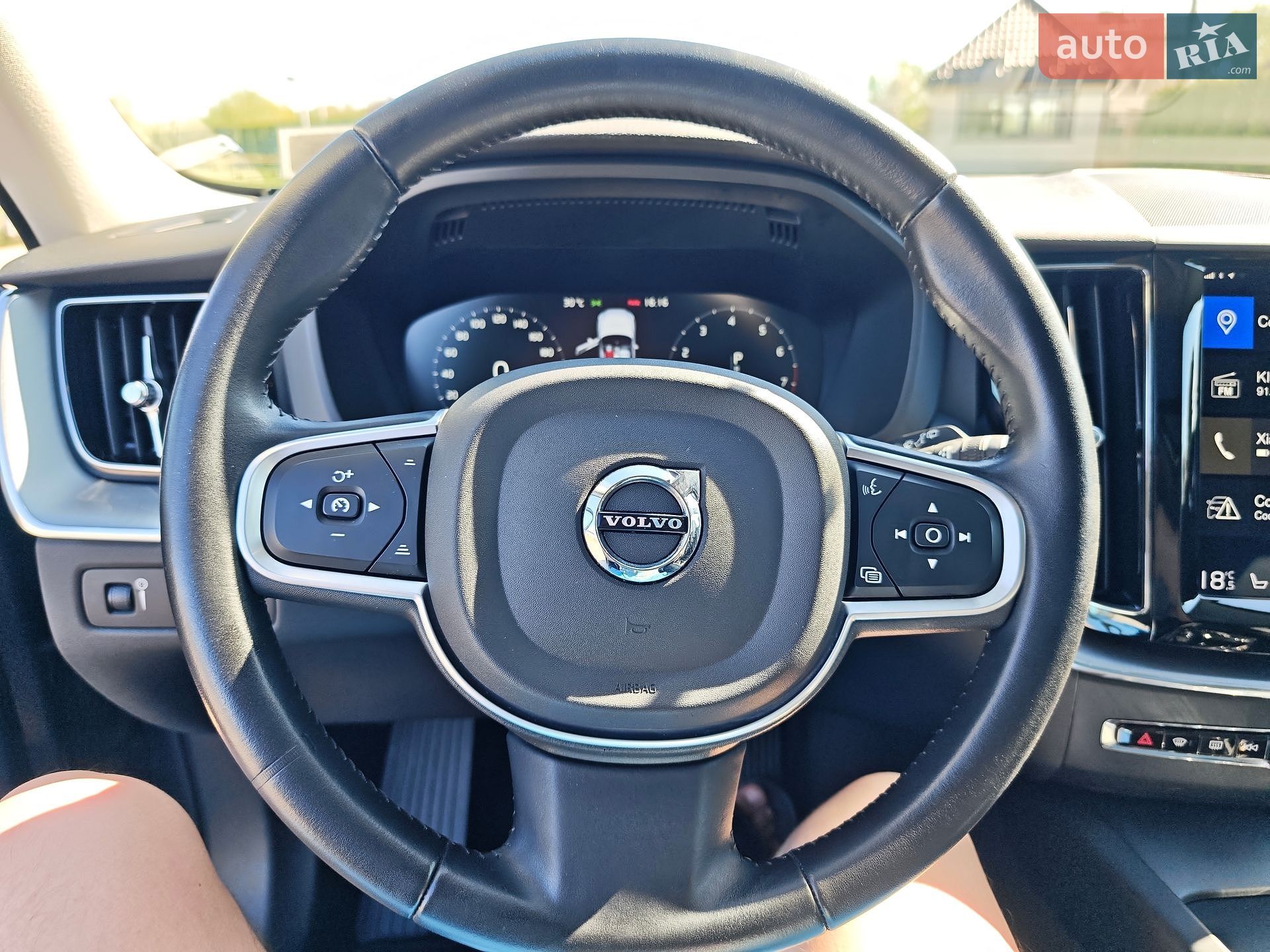 Volvo XC60 2019 VIN YV4102RK7L1421763 фото оголошення 55 з 63