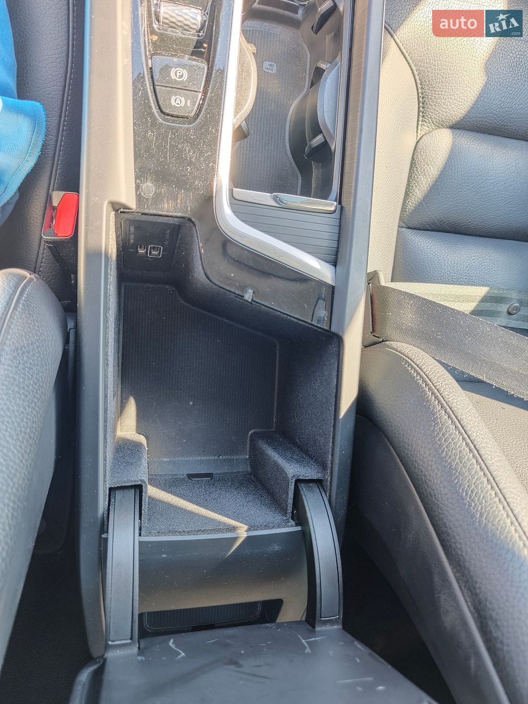 Volvo XC60 2019 VIN YV4102RK7L1421763 фото оголошення 60 з 63