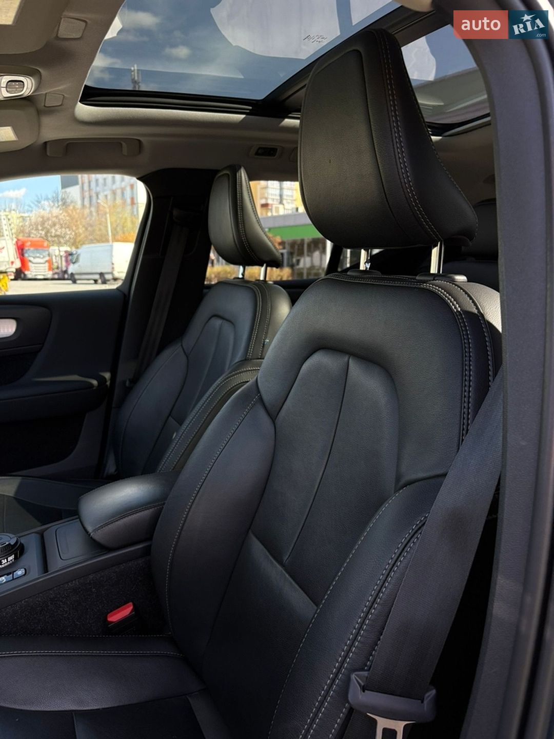 Volvo XC40 2020 VIN YV4162UK4M2404775 фото оголошення 9 з 43