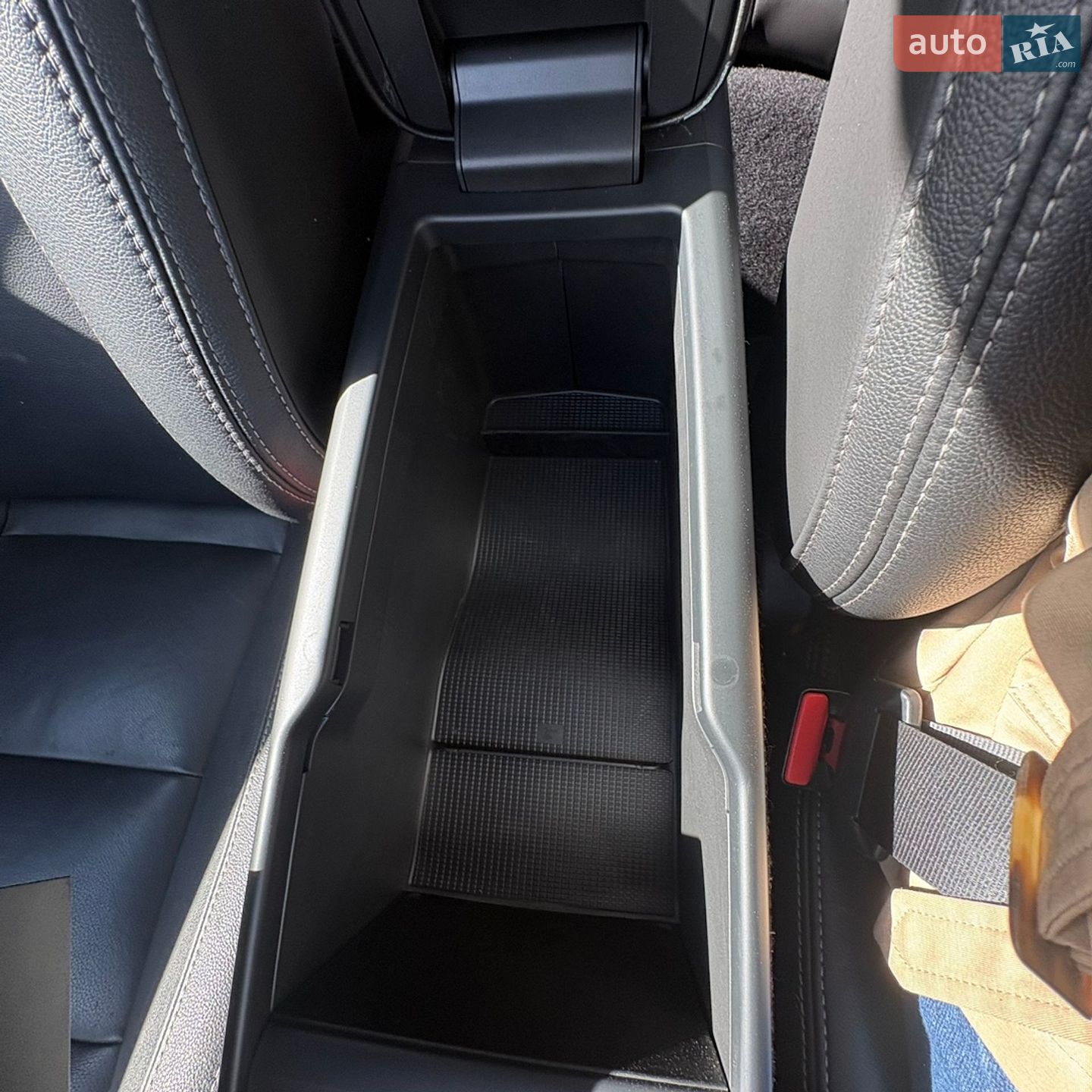 Volvo XC40 2020 VIN YV4162UK4M2404775 фото оголошення 16 з 43