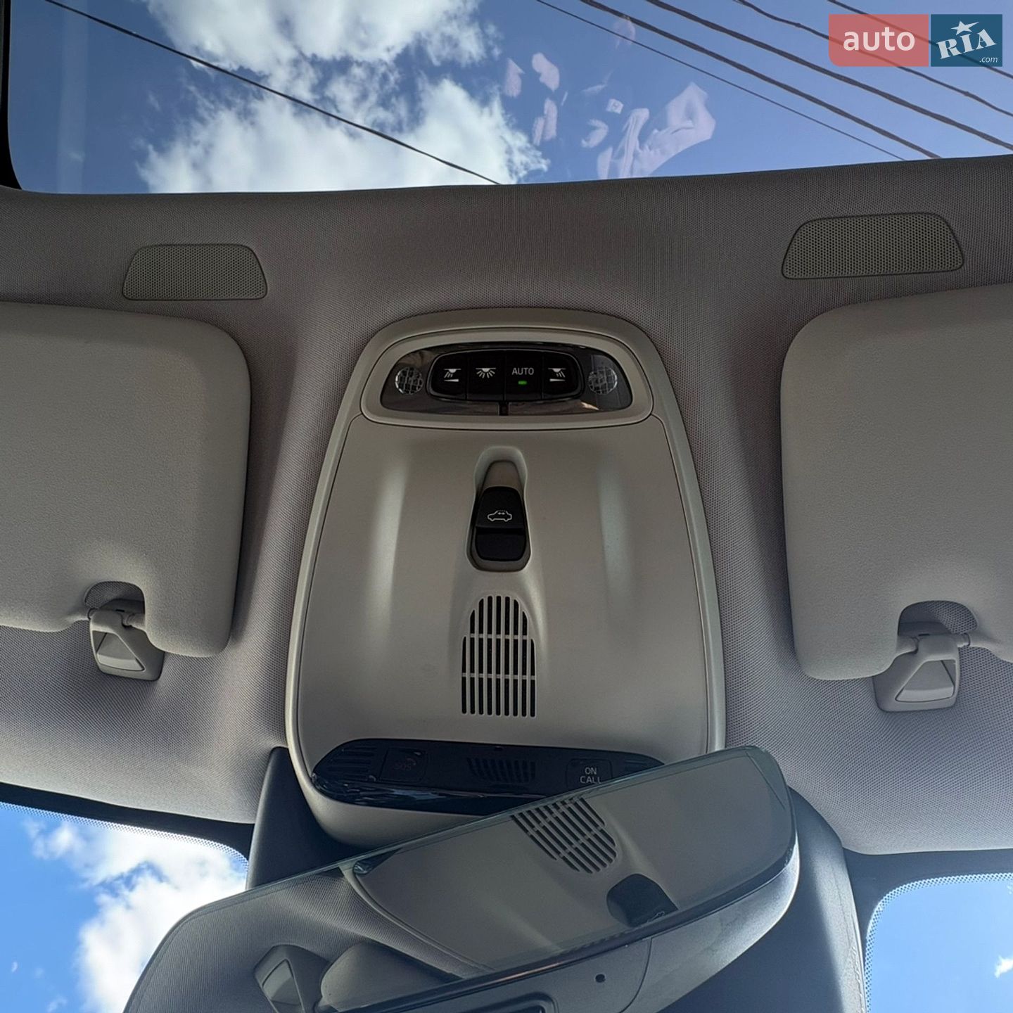 Volvo XC40 2020 VIN YV4162UK4M2404775 фото оголошення 20 з 43