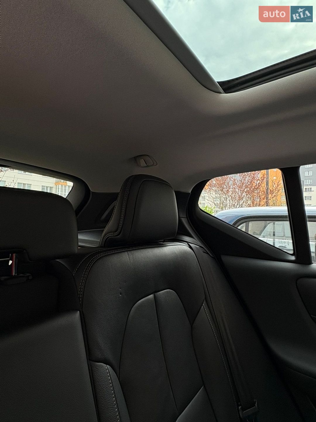 Volvo XC40 2020 VIN YV4162UK4M2404775 фото оголошення 28 з 43