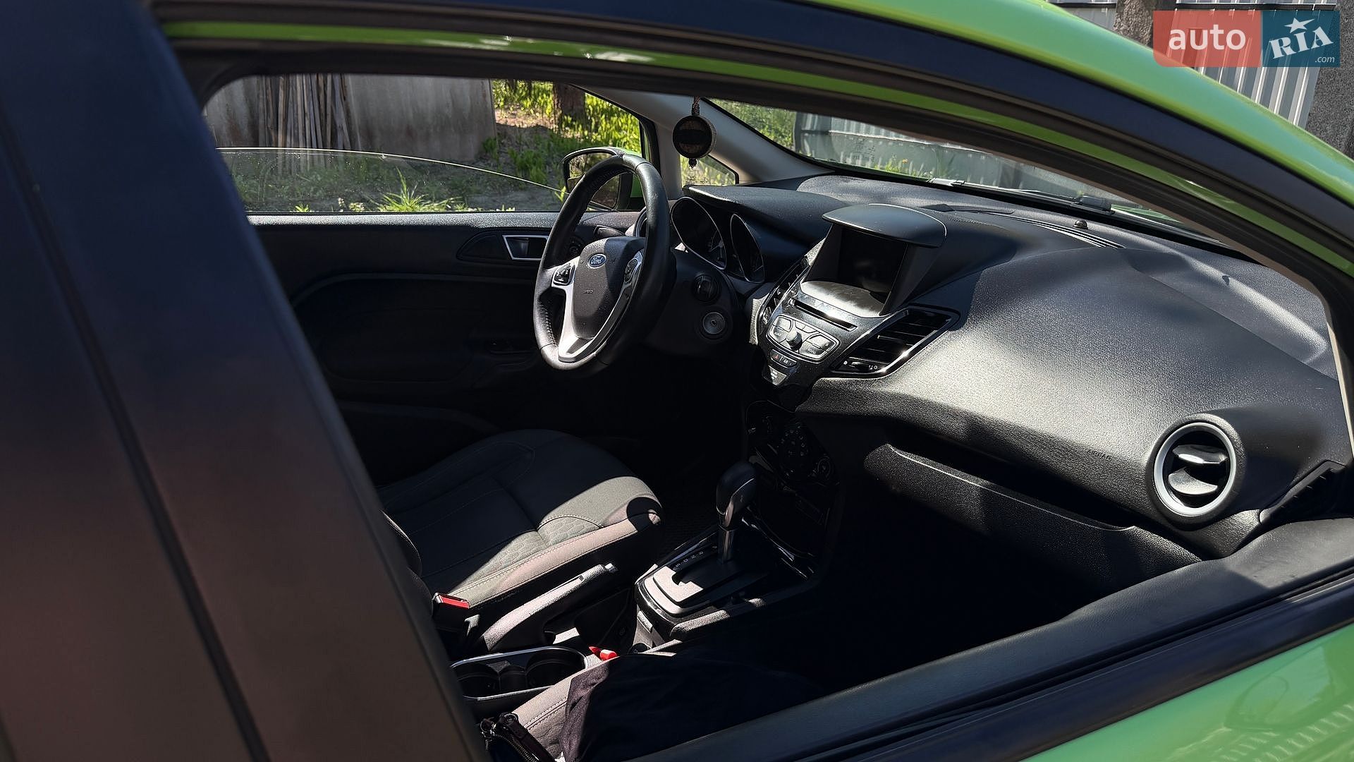 Ford Fiesta 2014 VIN 3FADP4BJ9FM110499 фото оголошення 7 з 13