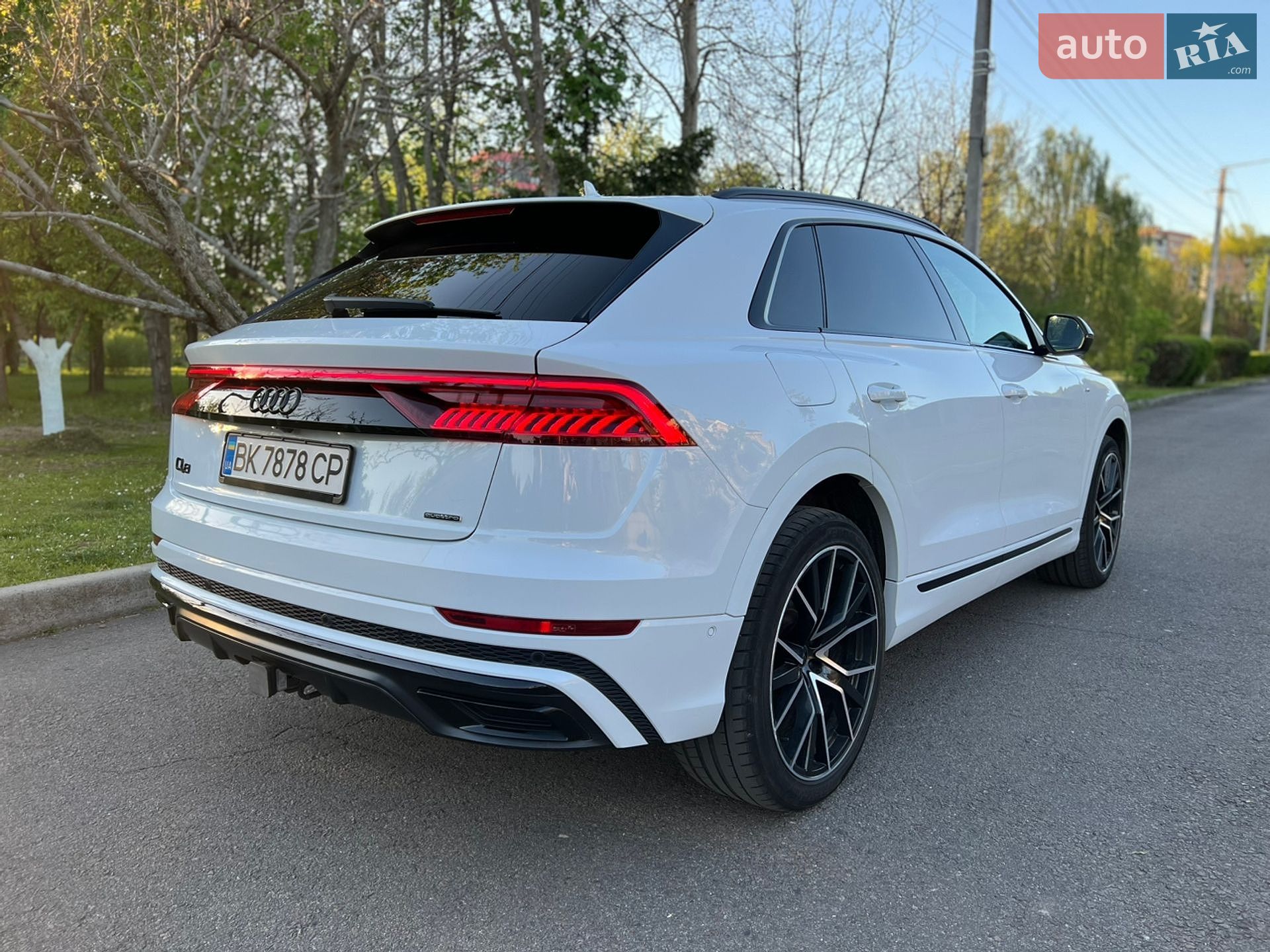 Audi Q8 2019 VIN WA1DVAF18KD042611 фото оголошення 6 з 33