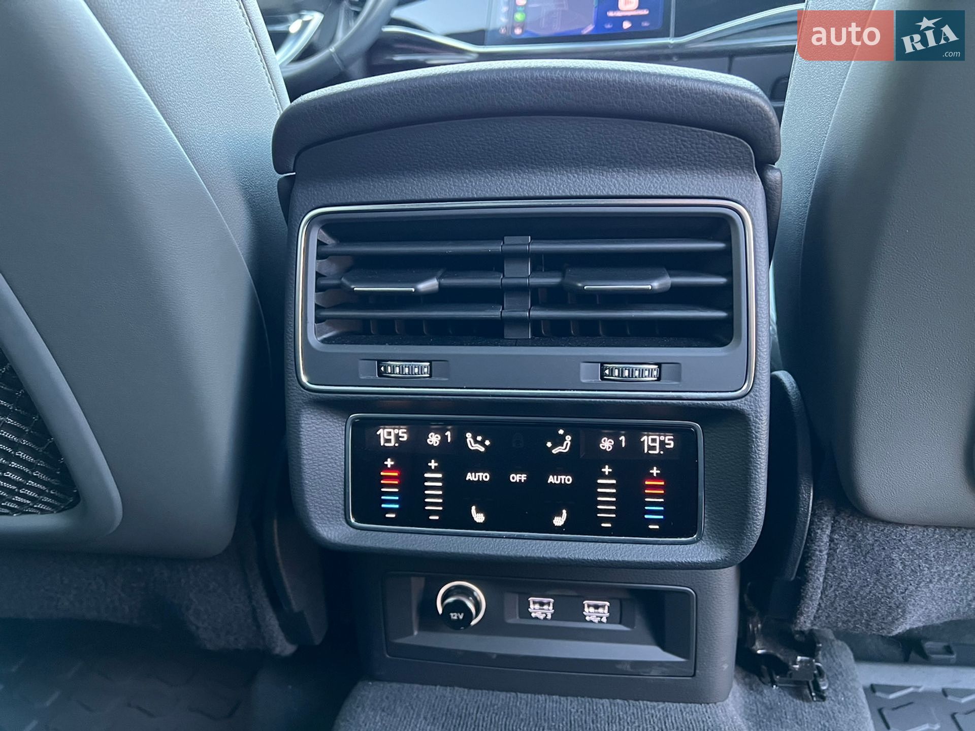 Audi Q8 2019 VIN WA1DVAF18KD042611 фото оголошення 10 з 33