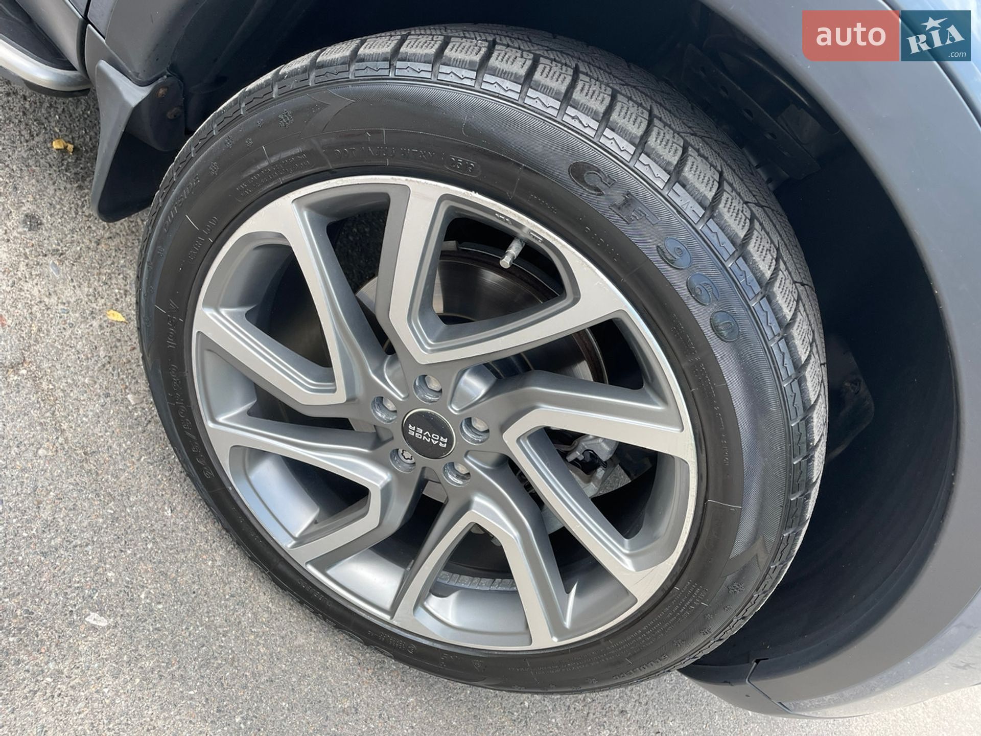 Land Rover Discovery Sport 2018 VIN SALCA2BN7JH760128 фото оголошення 17 з 40