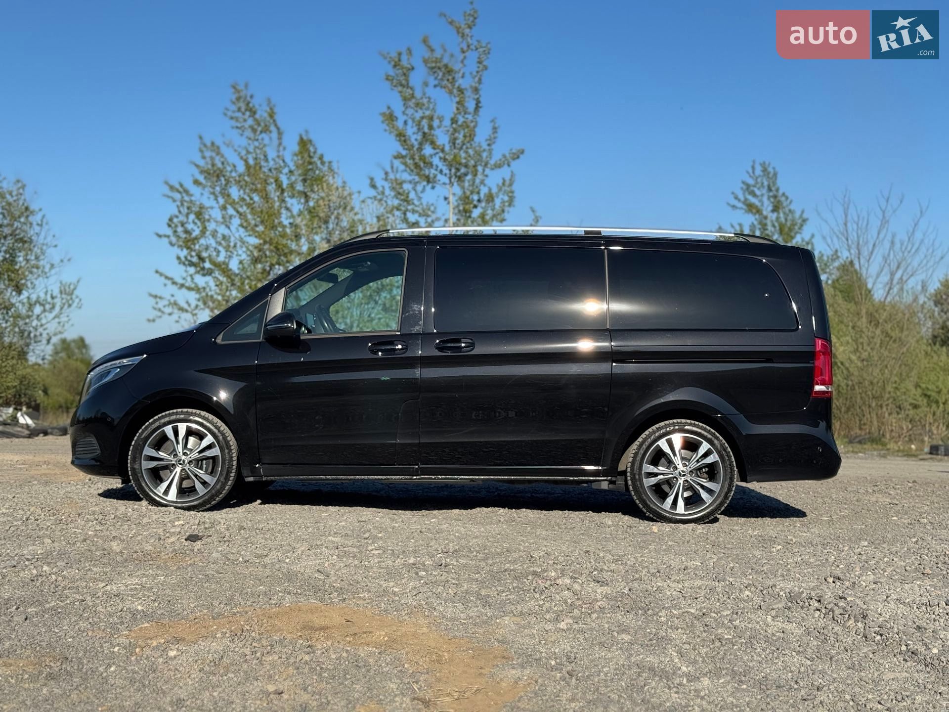 Mercedes-Benz V-Class 2019 VIN WDF44781313585037 фото оголошення 13 з 21