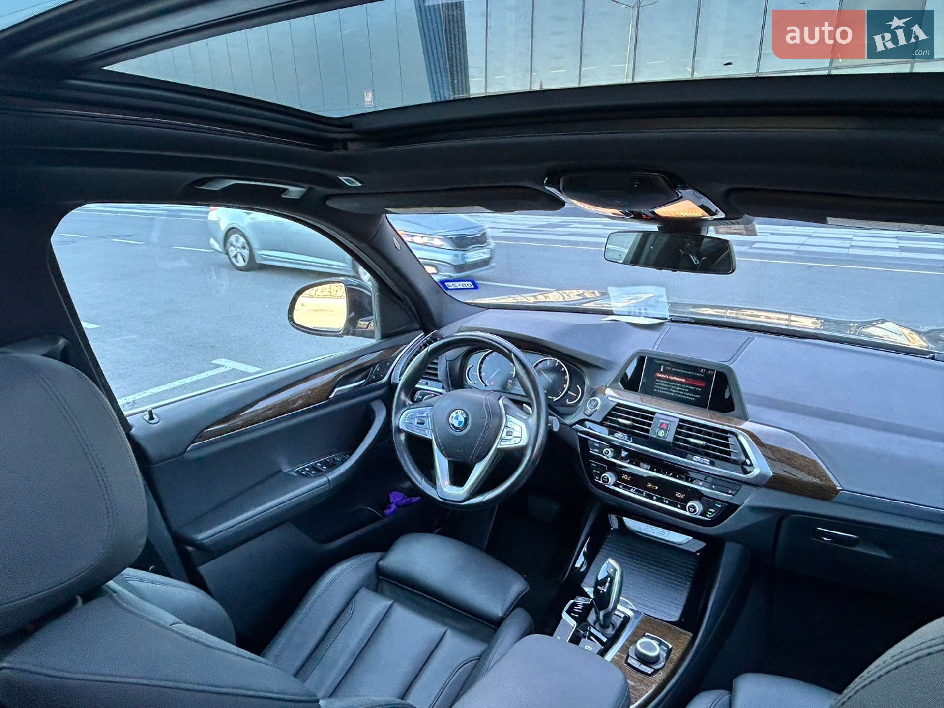 BMW X3 2019 VIN 5UXTR7C54KLF35516 фото оголошення 9 з 20