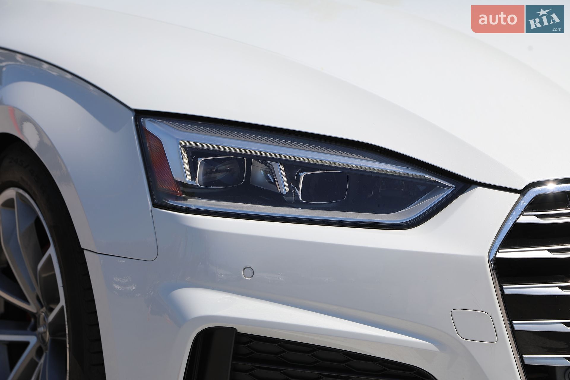 Audi S5 Sportback 2017 VIN WAUC4CF5XJA019704 фото оголошення 5 з 37