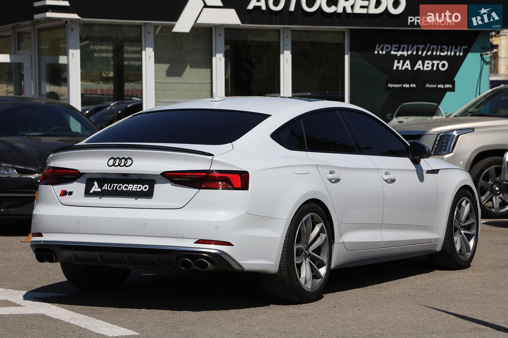 Audi S5 Sportback 2017 VIN WAUC4CF5XJA019704 фото оголошення 6 з 37