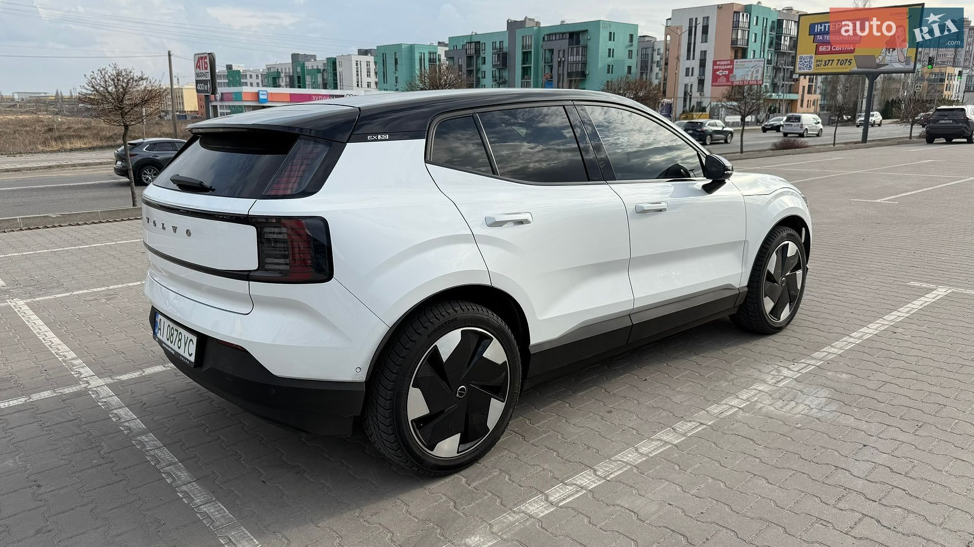 Volvo Ex30 2023 VIN YV12ZEK90RS003080 фото оголошення 3 з 34
