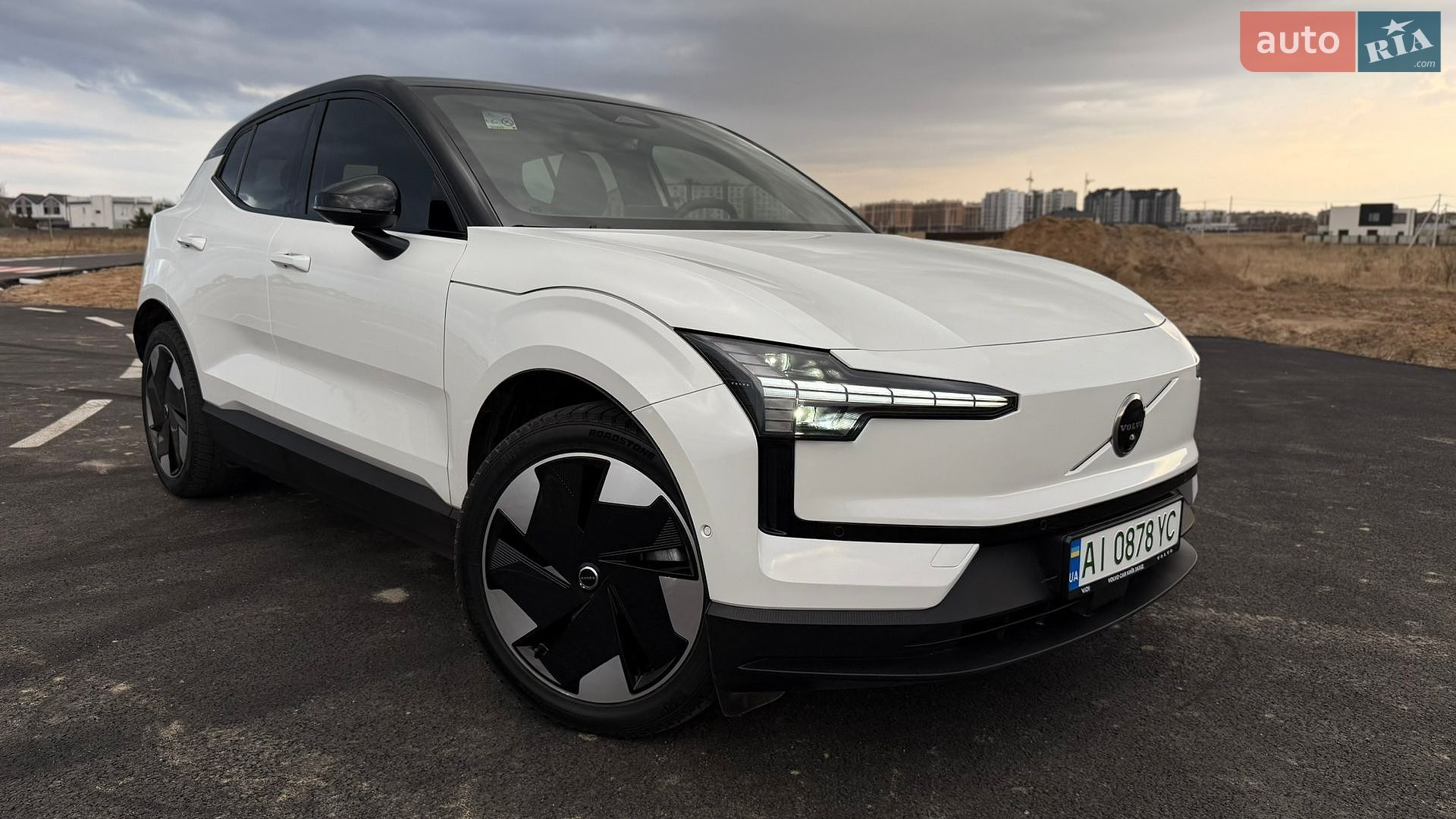Volvo Ex30 2023 VIN YV12ZEK90RS003080 фото оголошення 9 з 34