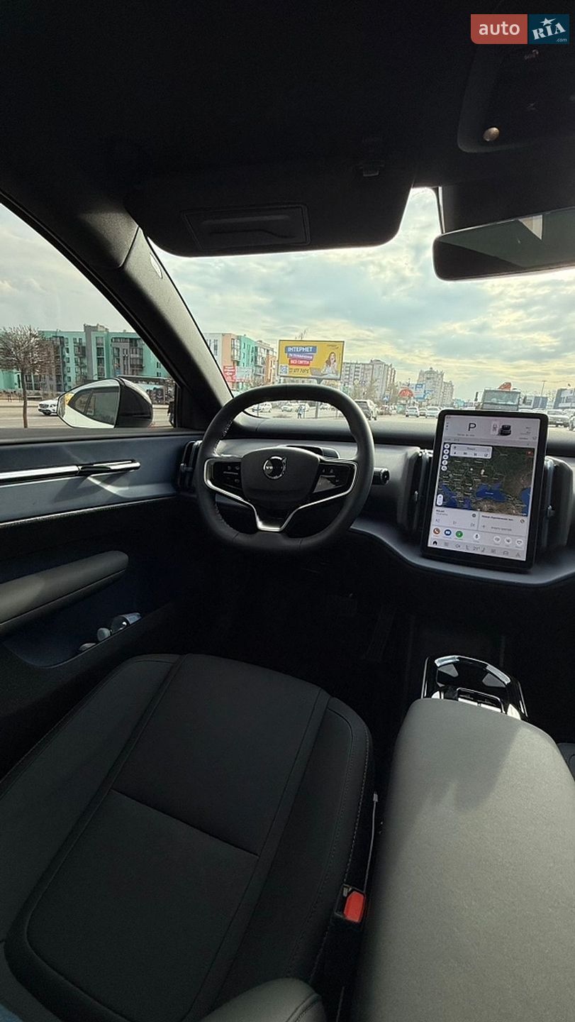 Volvo Ex30 2023 VIN YV12ZEK90RS003080 фото оголошення 32 з 34