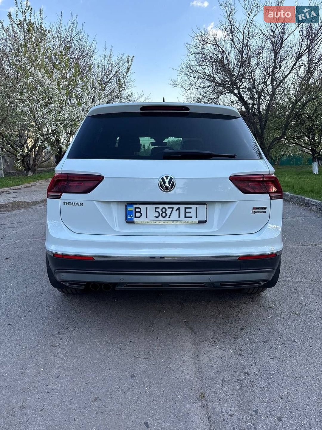 Volkswagen Tiguan 2018 VIN WVGZZZ5NZJW879974 фото оголошення 5 з 17