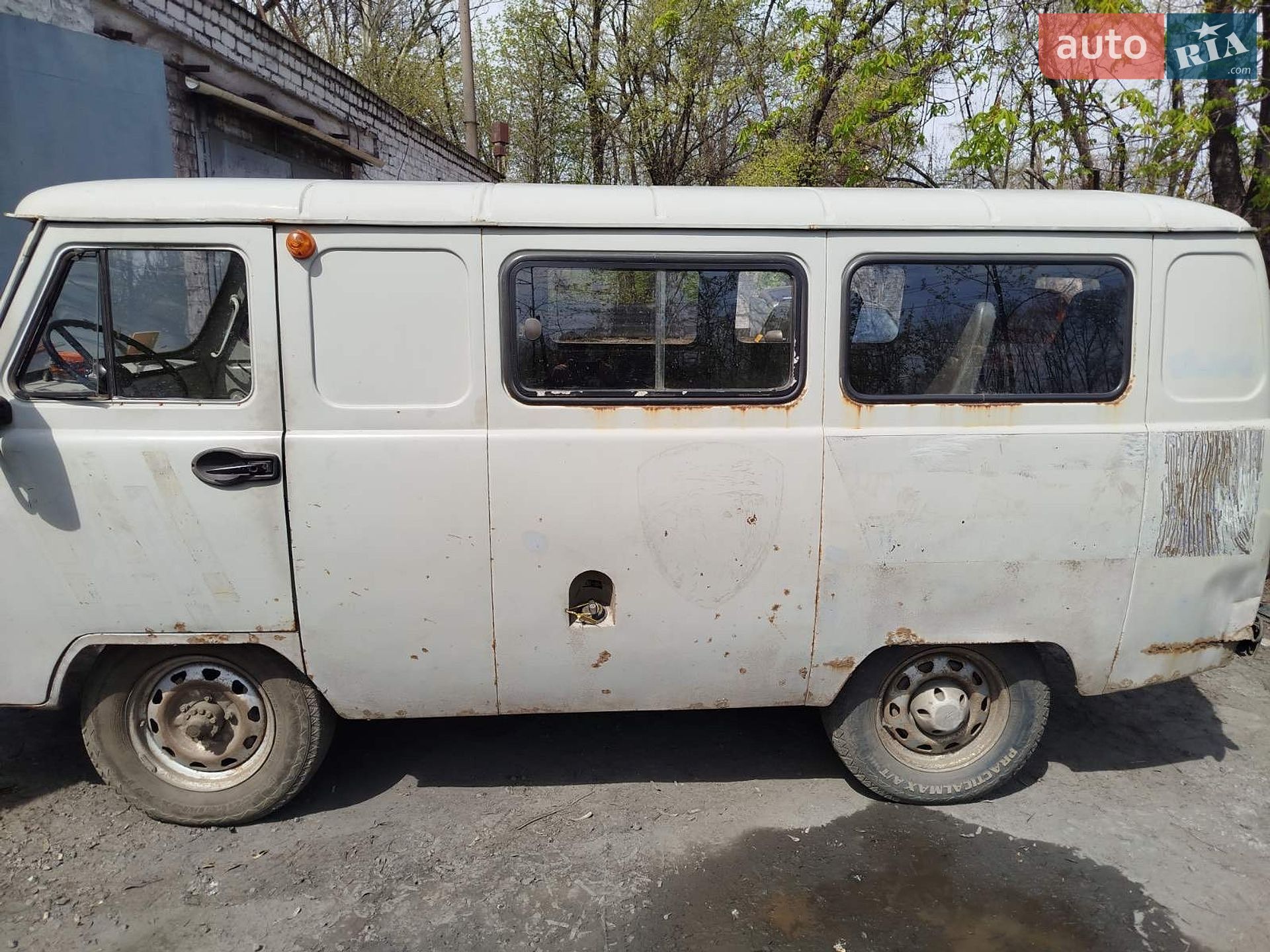 УАЗ 3741 2013 VIN Y8XU16DZ0F0006361 фото оголошення 2 з 4