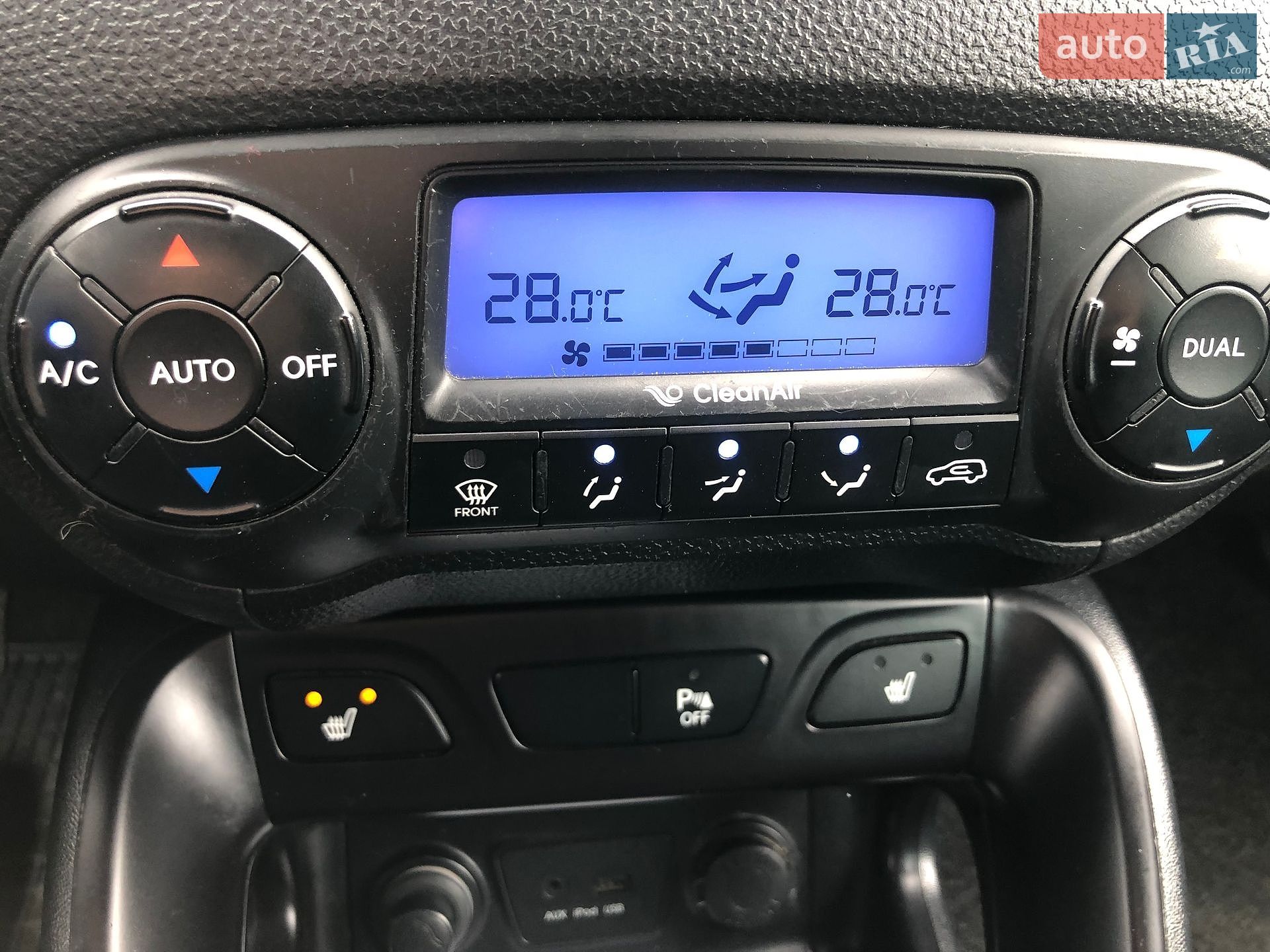Hyundai ix35 2012 VIN TMAJU81VCCJ274724 фото оголошення 16 з 32