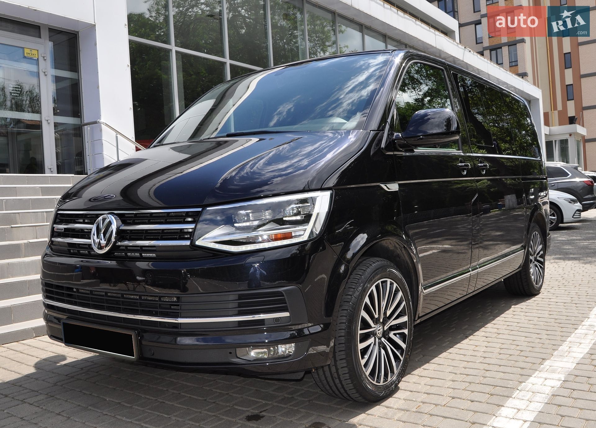 Volkswagen Multivan 2015 VIN WV2ZZZ7HZGH006930 фото оголошення 11 з 41